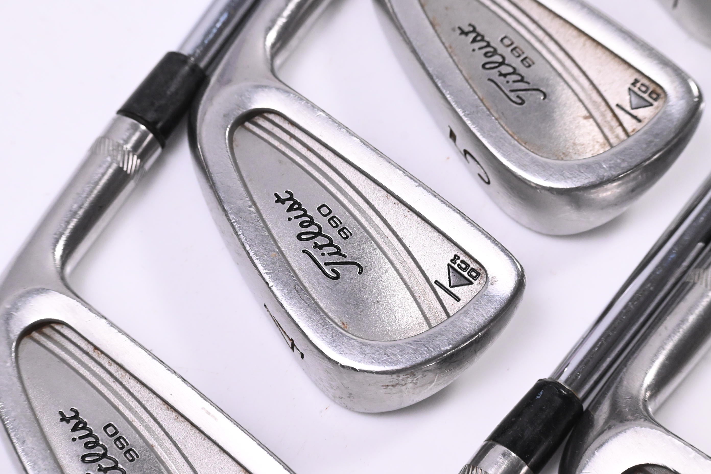 Titleist DCI 990 Irons / 3-PW / Regular Flex Dynamic Gold R300 Shafts