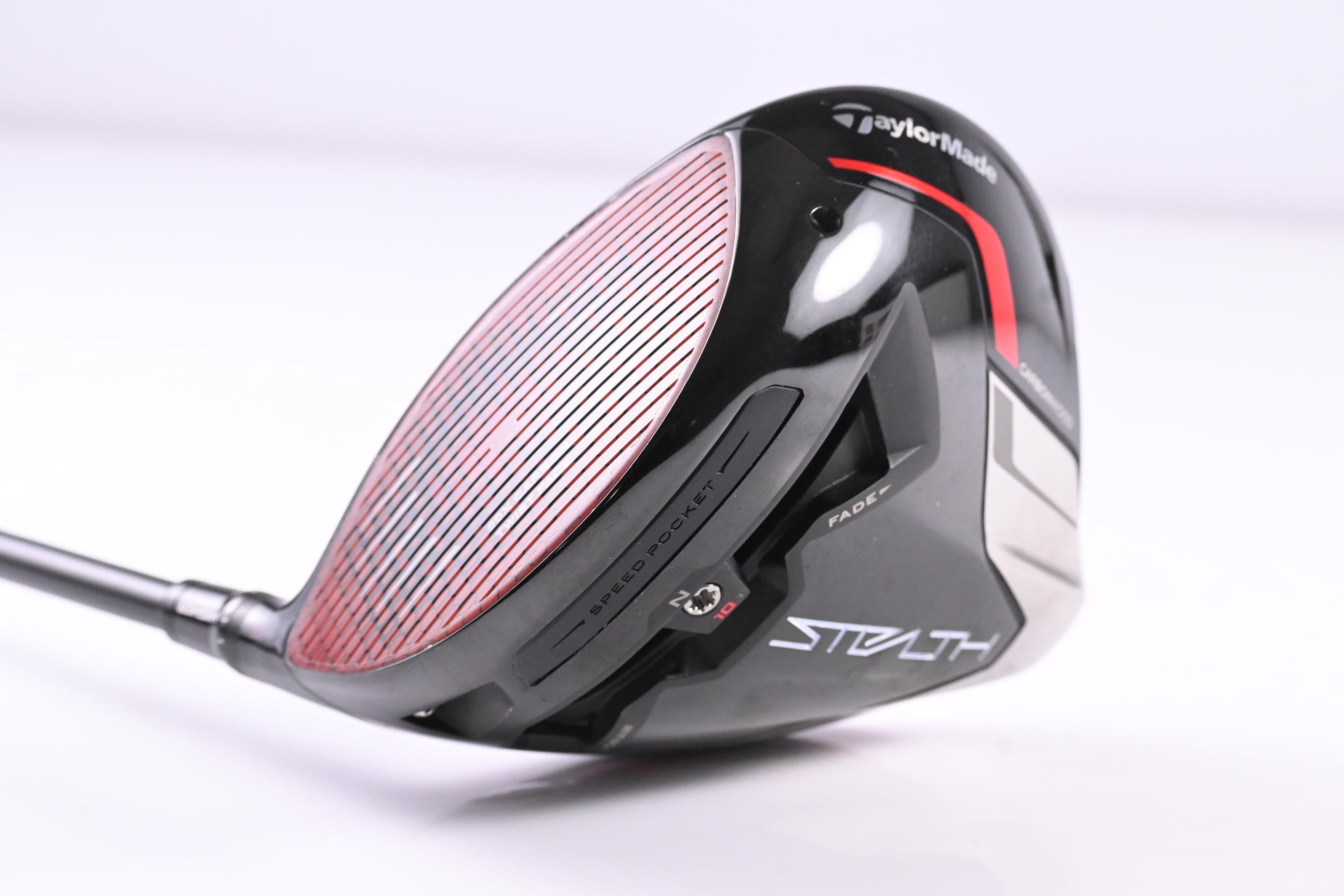 Left Hand Taylormade Stealth Plus Driver / 10.5 Degree / Regular Flex UST Helium