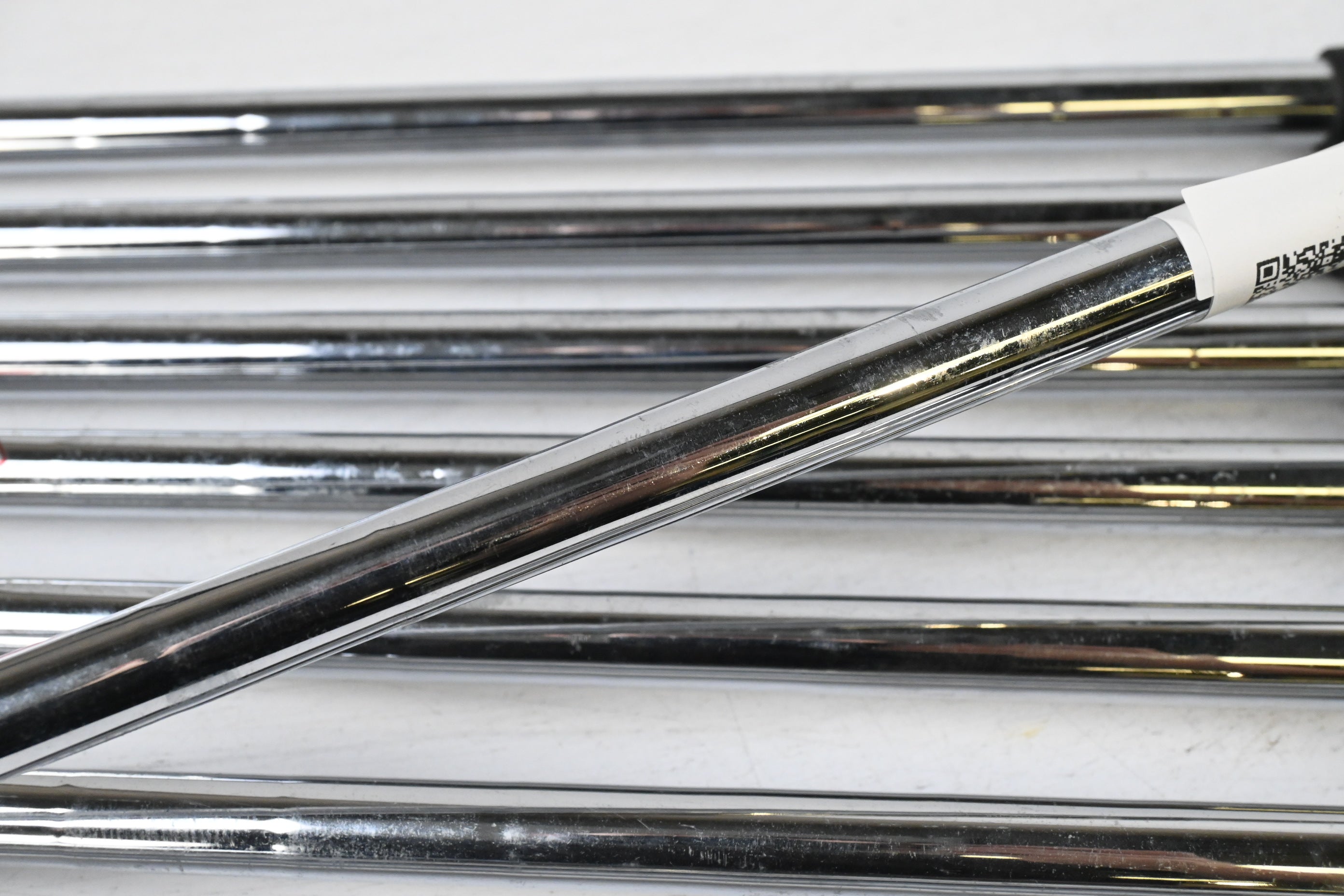 Wilson Di7 Irons / 4-PW+SW / Uniflex TX-105FS Shafts