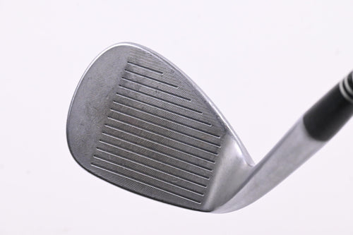 Cleveland 588 RTX Gap Wedge / 52 Degree / Wedge Flex Dynamic Gold Shaft