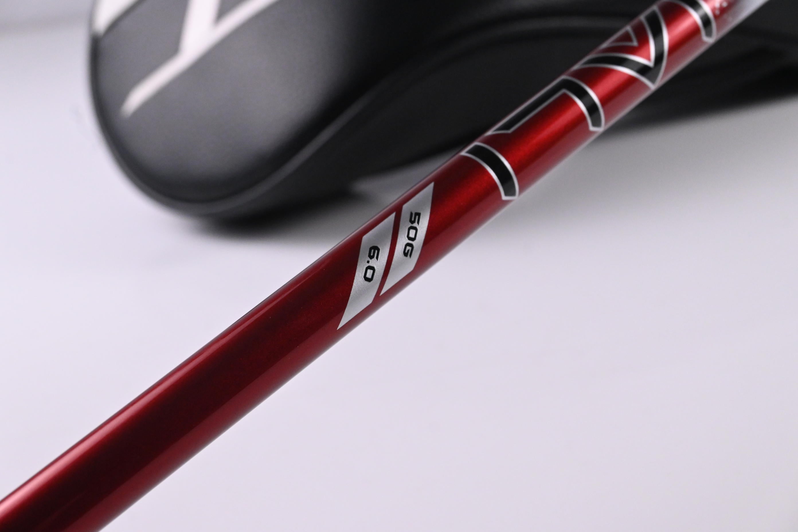 Titleist GT2 Driver / 10 Degree / Stiff Flex Project X Denali Red 50 Shaft