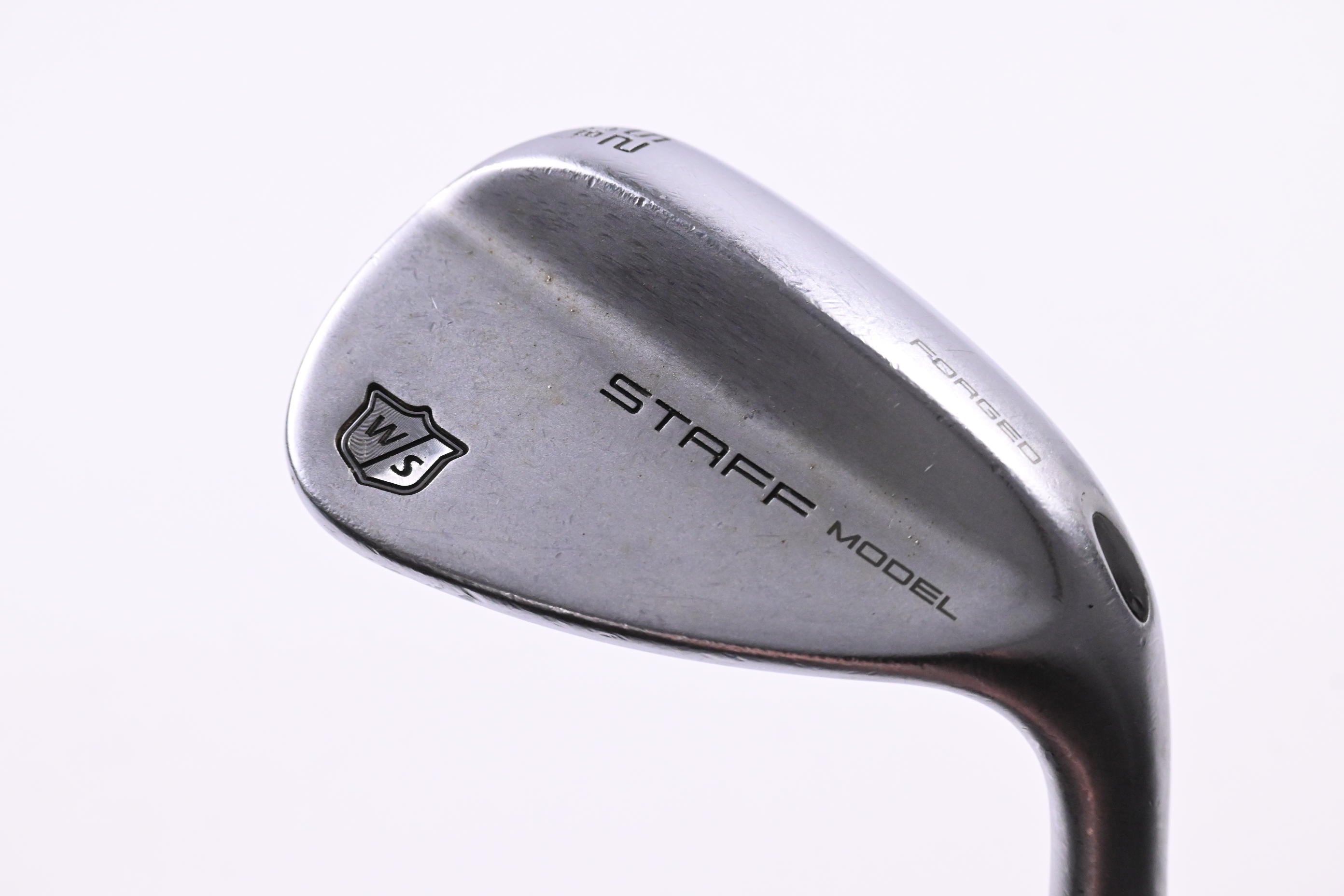 Wilson Staff Model Gap Wedge / 52 Degree / Regular Flex Dynamic Gold 95 R300