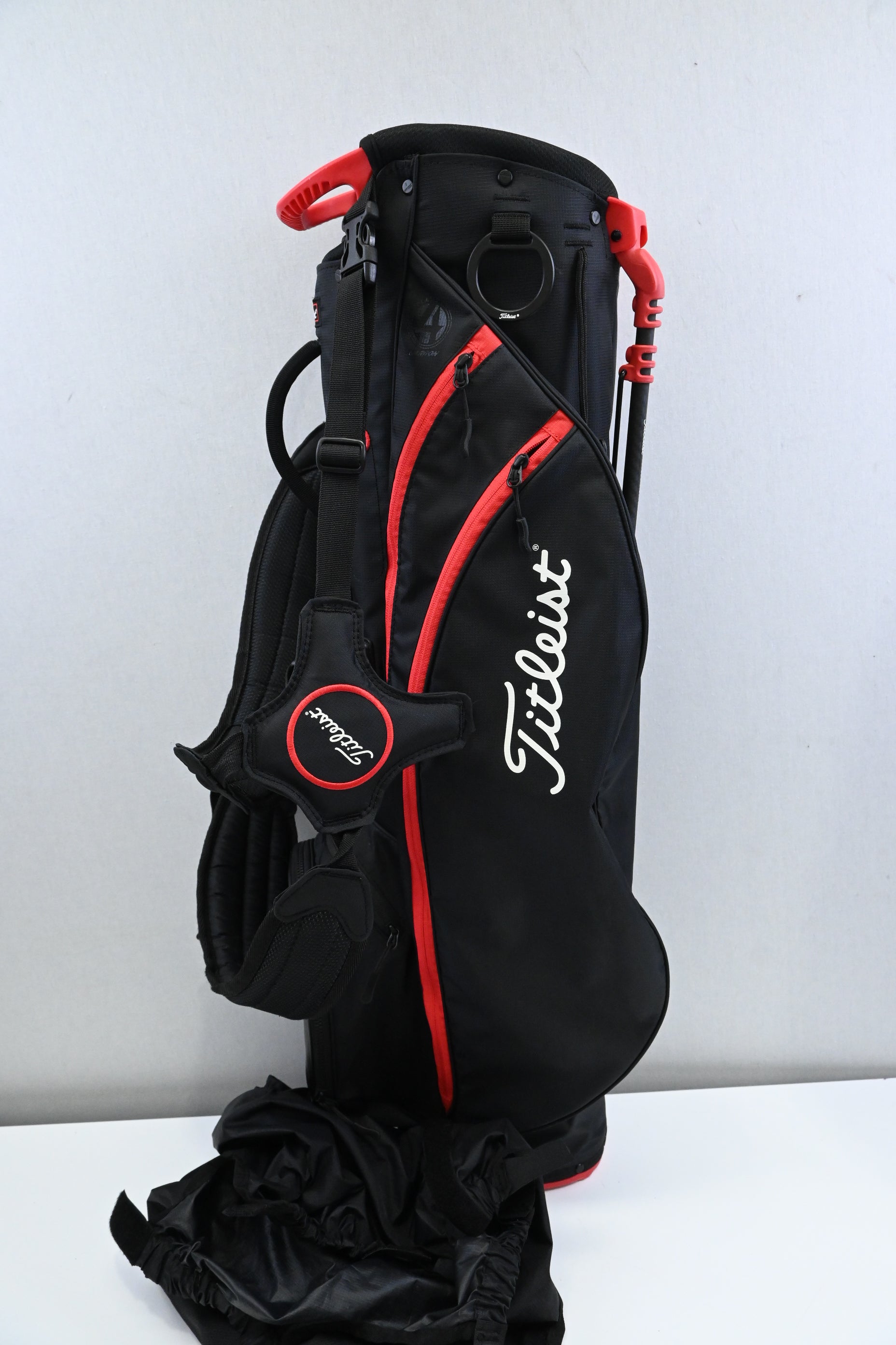 Titleist Stand Bag / 4-Way / Black, Red