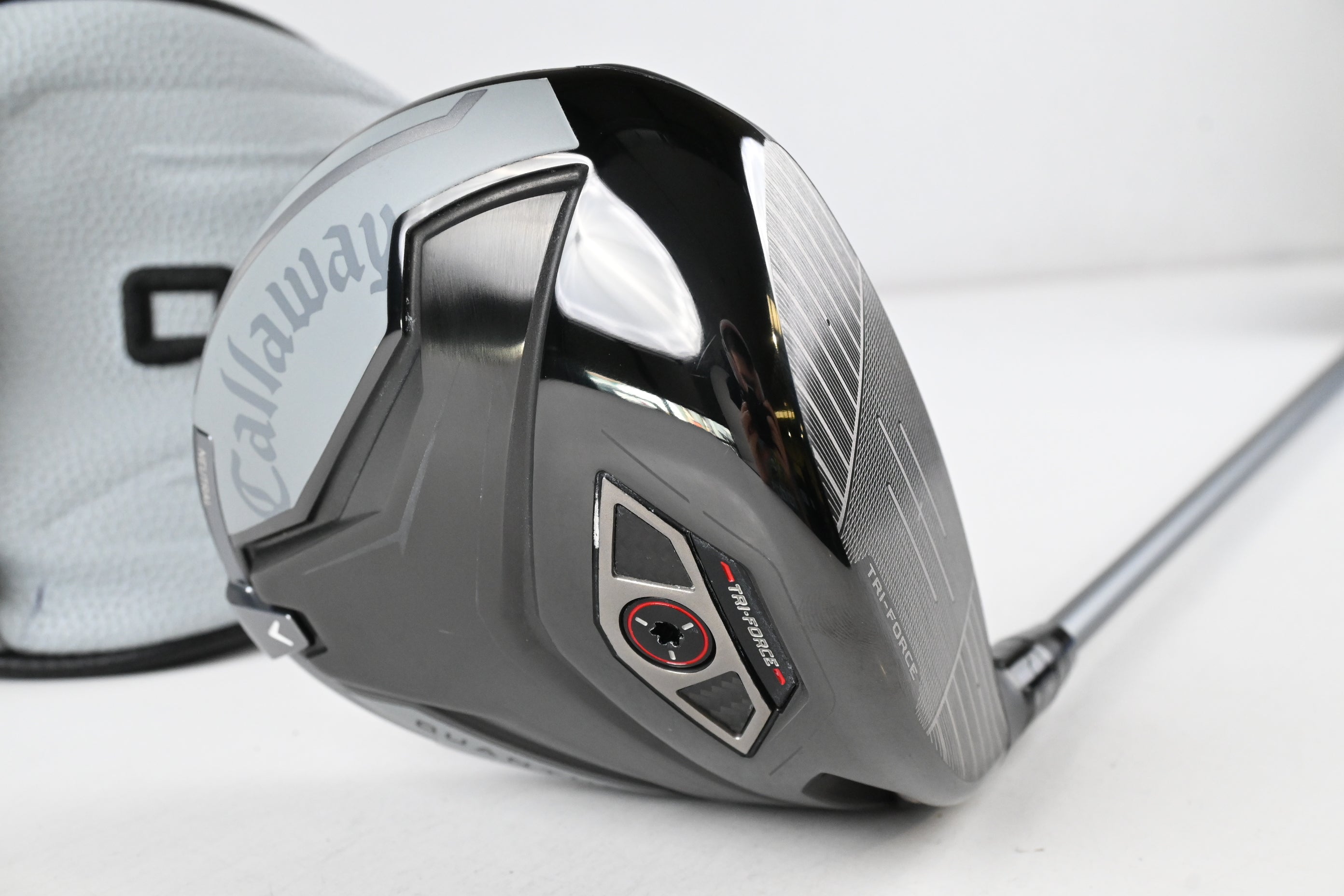 Callaway Quantum Max Driver / 10.5 Degree / Stiff Flex Denali Frost Silver 50