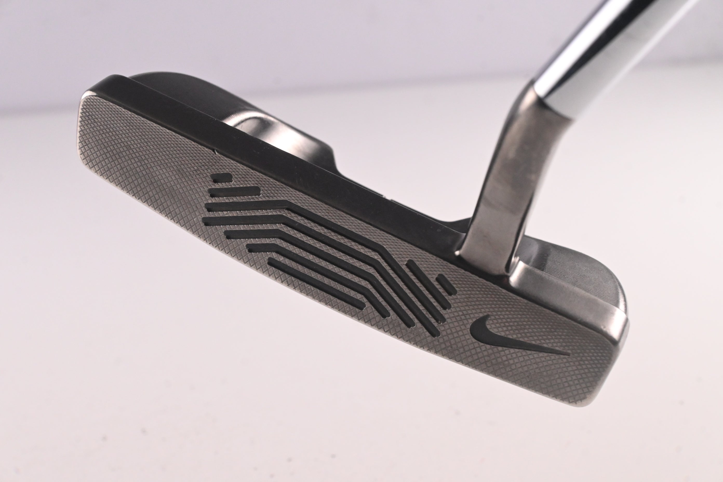 Nike Method Midnight 008 Putter / 34 Inch