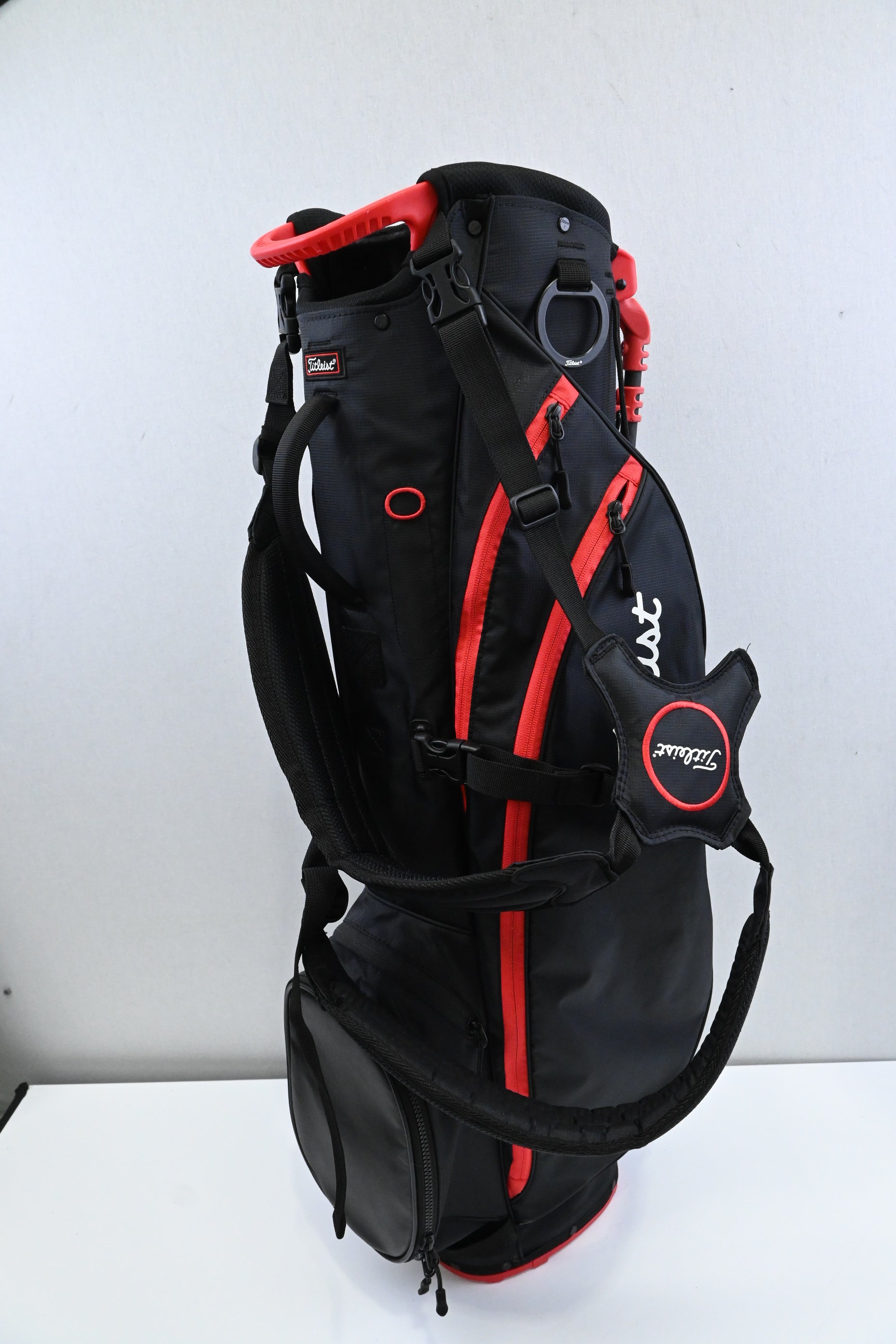 Titleist Stand Bag / 4-Way / Black, Red
