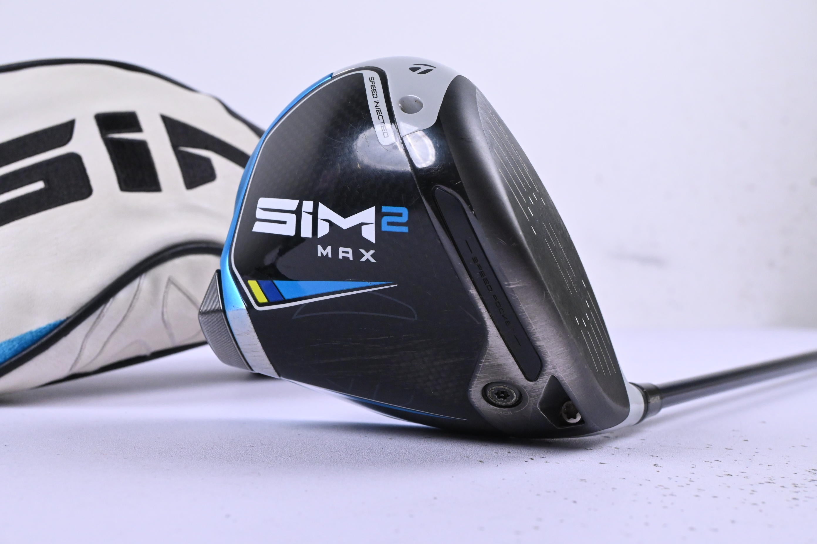 Taylormade SIM2 Max Driver / 10.5 Degree / Regular Flex Fujikura Ventus Bluee 5