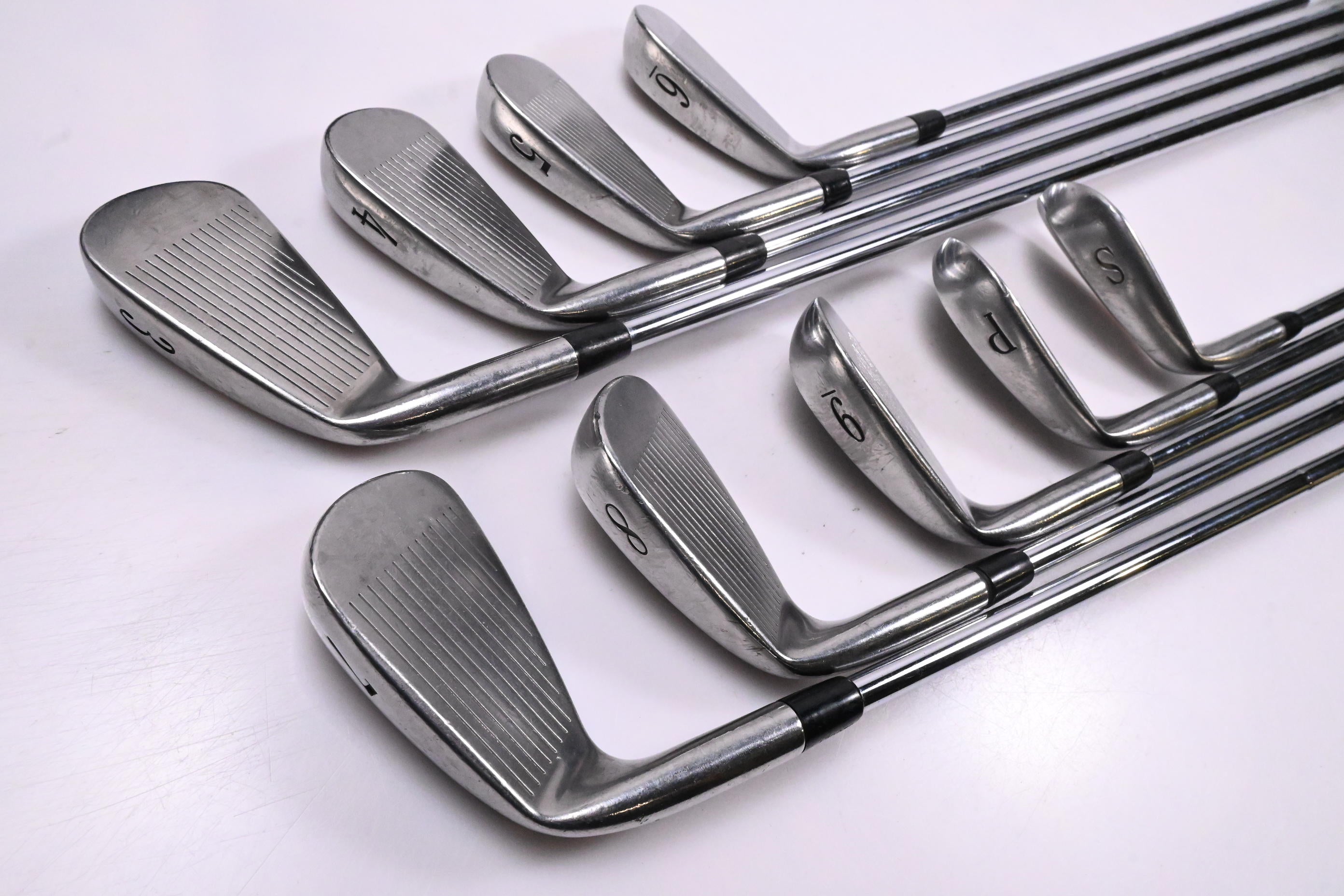 Titleist DCI 981 Irons / 3-PW+SW / Regular Flex Titleist TRI-SPEC Shafts