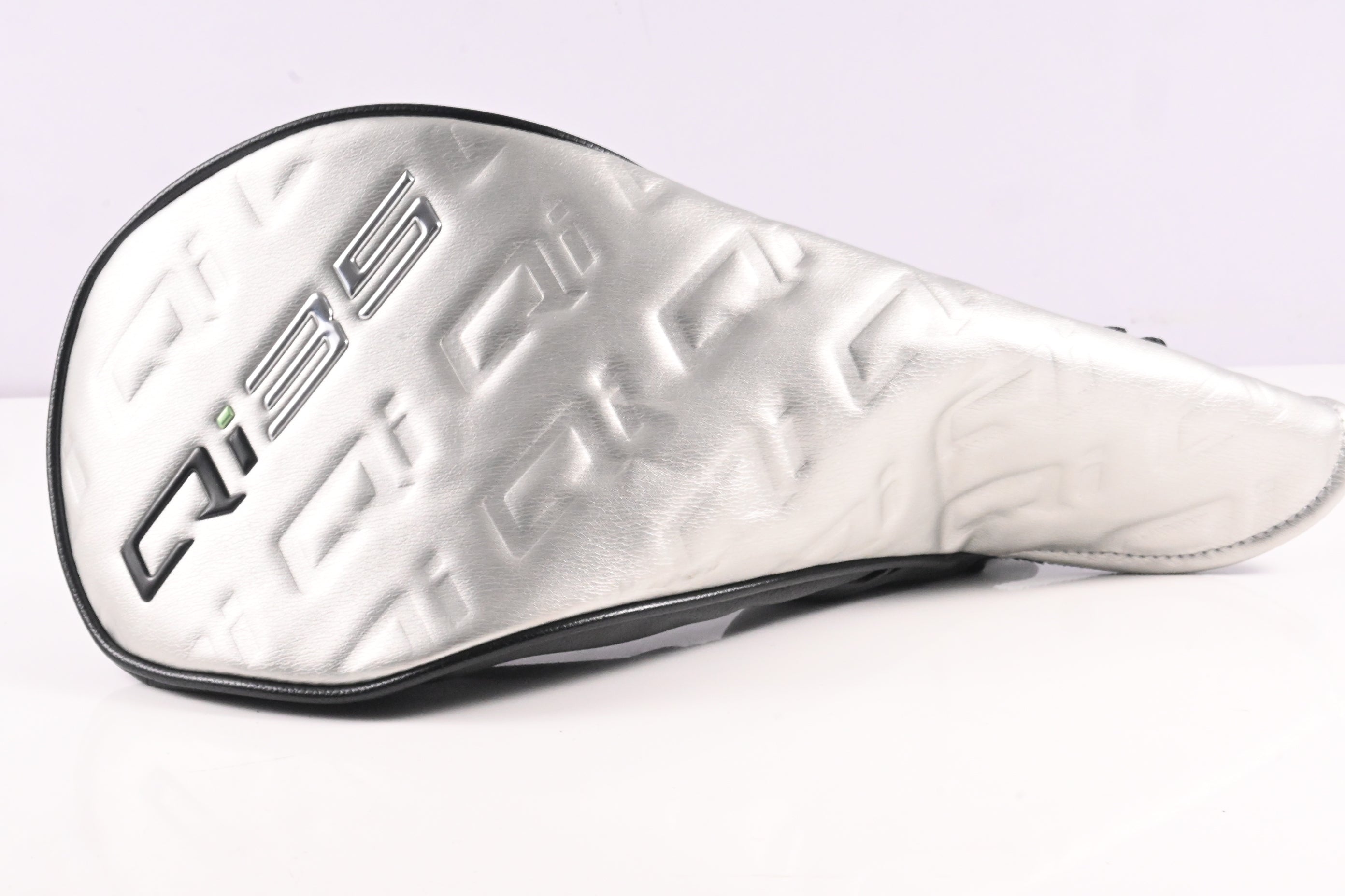 Taylormade Qi35 Max Lite Driver / 12 Degree / Regular Flex Fujikura SpeederNX