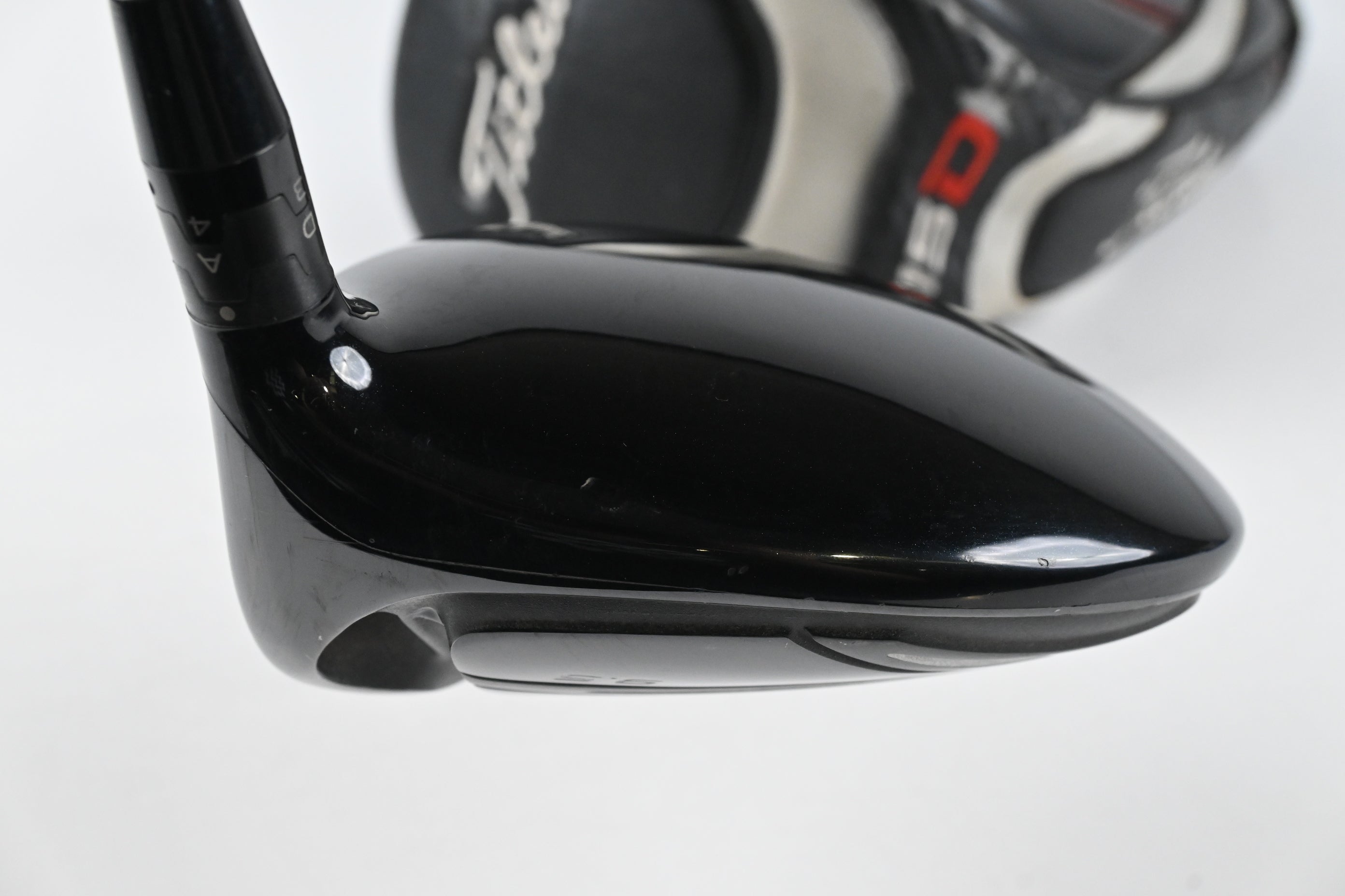 Titleist 915 D2 Driver / 9.5 Degree / Stiff Flex Diamana S+ Blue 60 Shaft