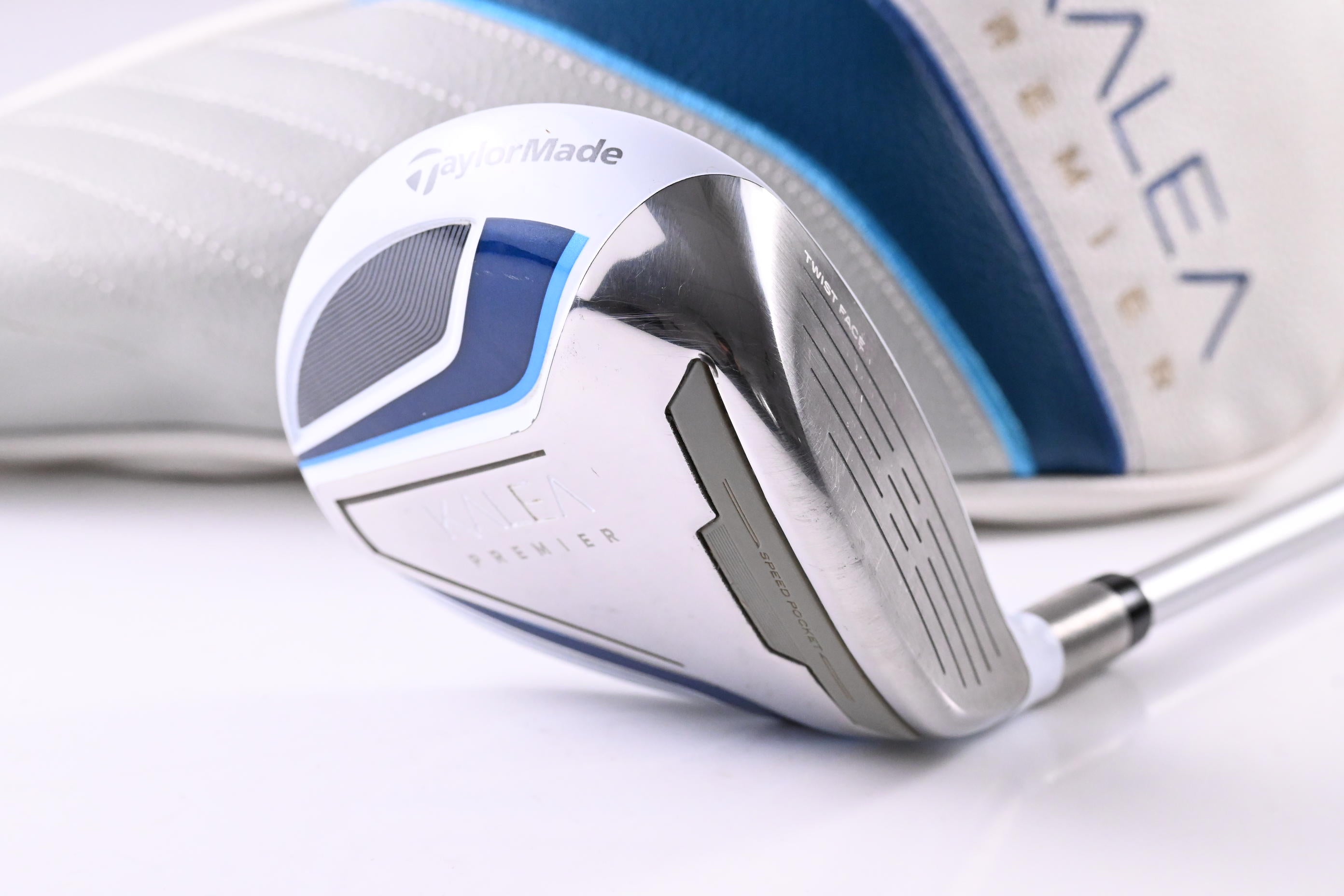 Ladies Taylormade Kalea Premier #3 Wood / 17 Degree / Ladies Flex Taylormade 40