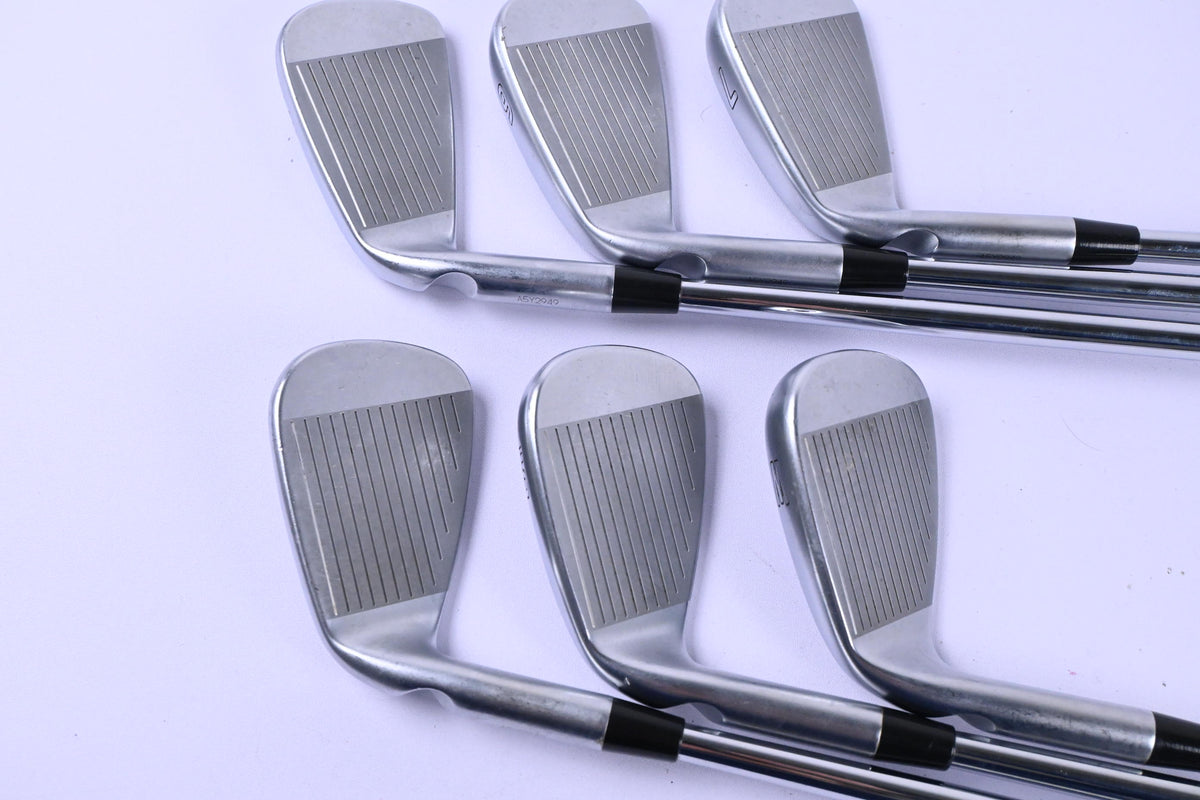 Ping i500 Irons / 5-PW / Black Dot / Regular Flex Dynamic Gold 105 Shafts