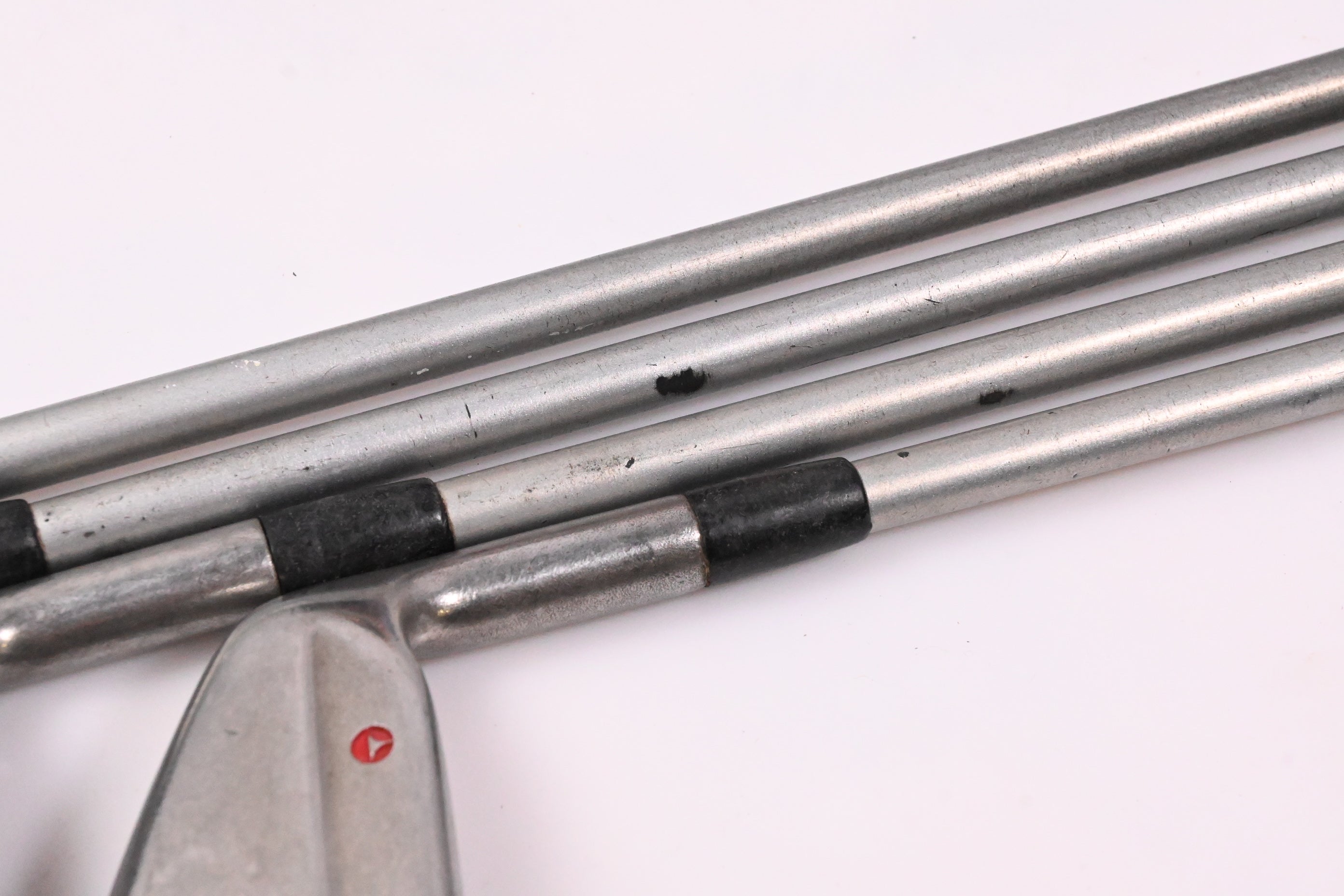 Taylormade ICW 11 Irons / 3-PW+SW / Regular Flex Taylormade Shafts