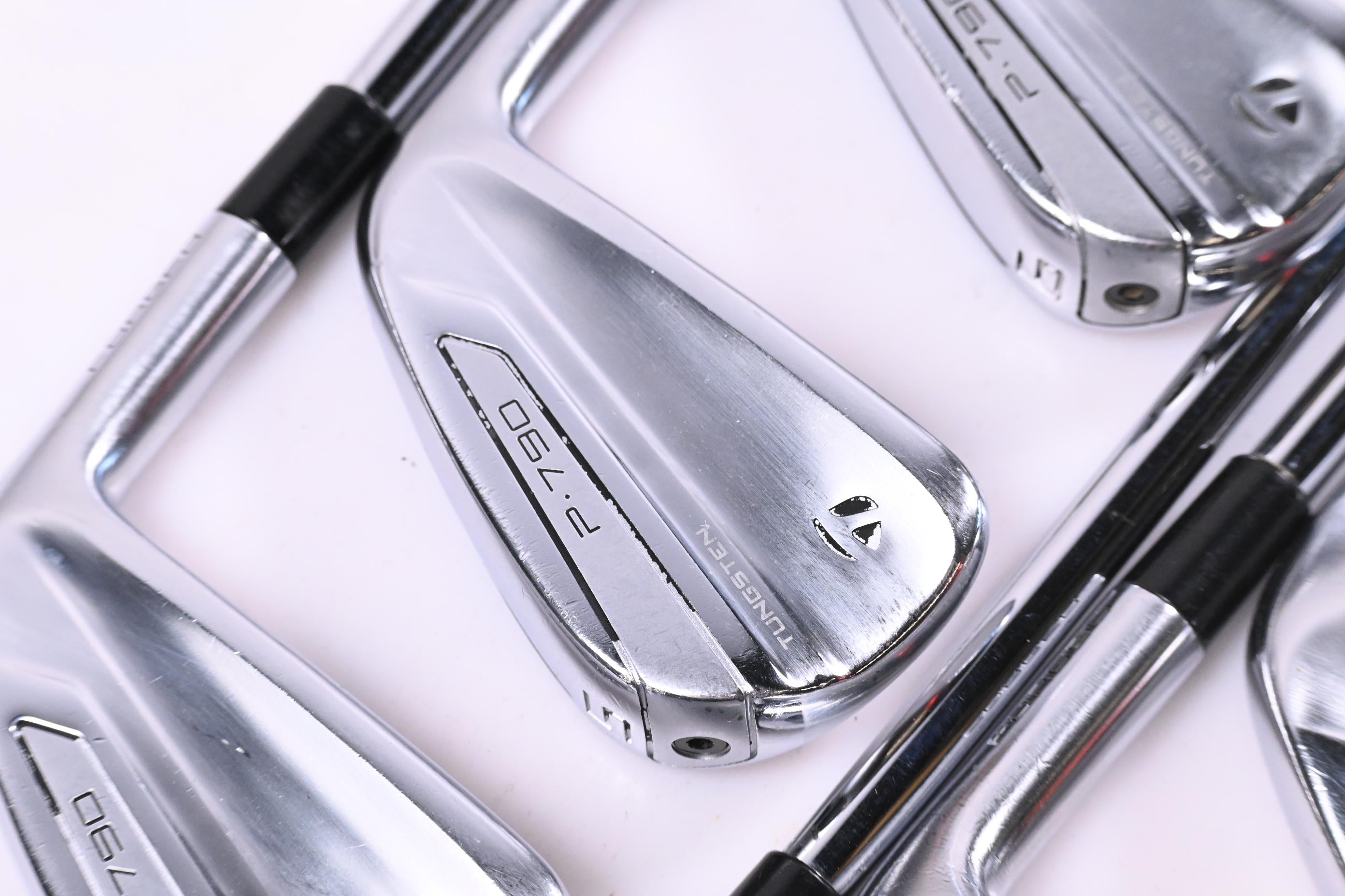 Taylormade P790 2019 Irons / 4-PW / Regular Flex N.S.Pro Modus3 Tour 105 Shafts