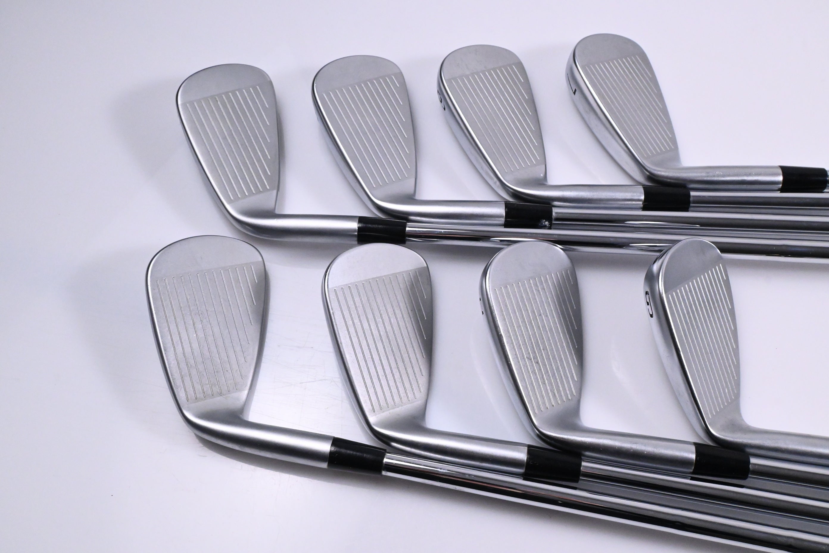 Mizuno JPX 925 Hot Metal Pro Irons / 4-PW+GW / X-Flex Dynamic Gold 120 X100