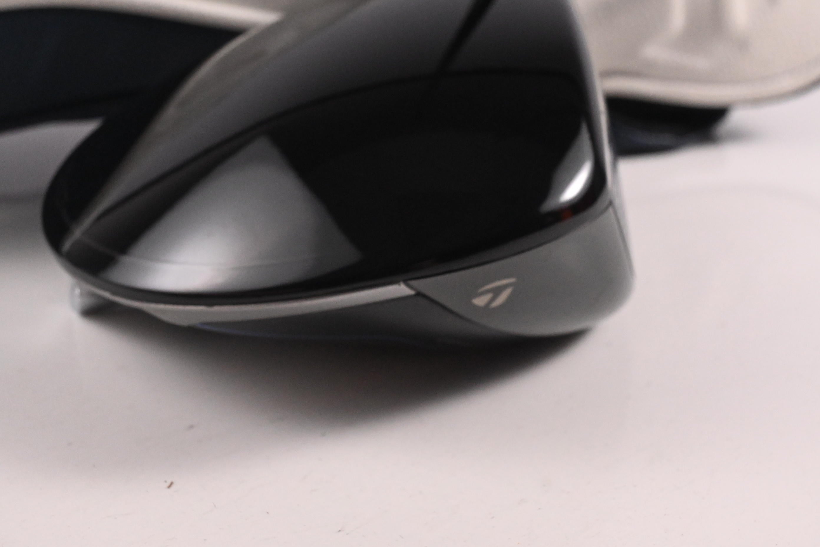Taylormade Qi10 Driver / 10.5 Degree / Regular Flex Ventus TR Blue 5 Shaft
