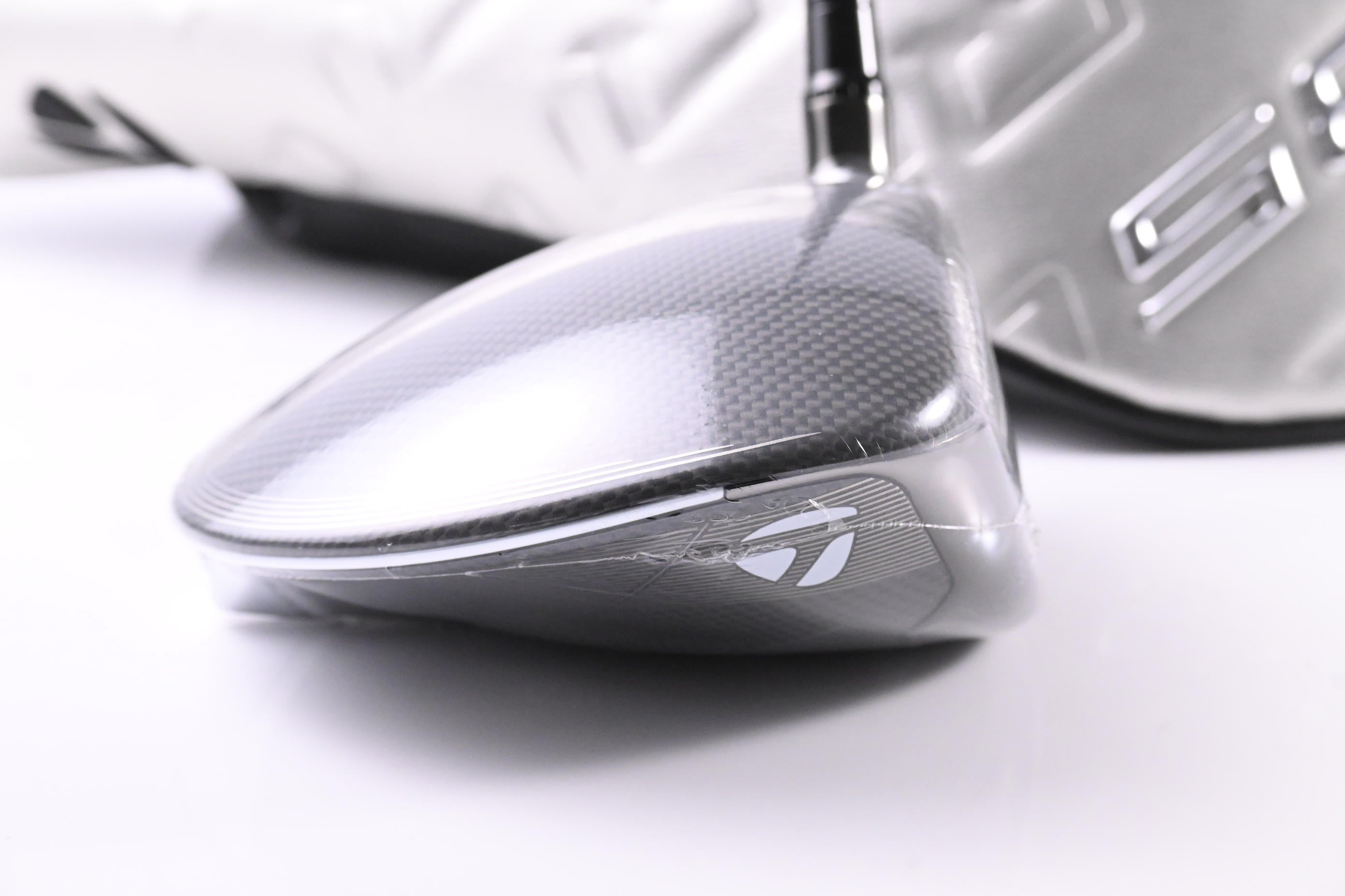 Taylormade Qi35 Max Lite Driver / 12 Degree / Senior Flex Vanquish 4 Shaft