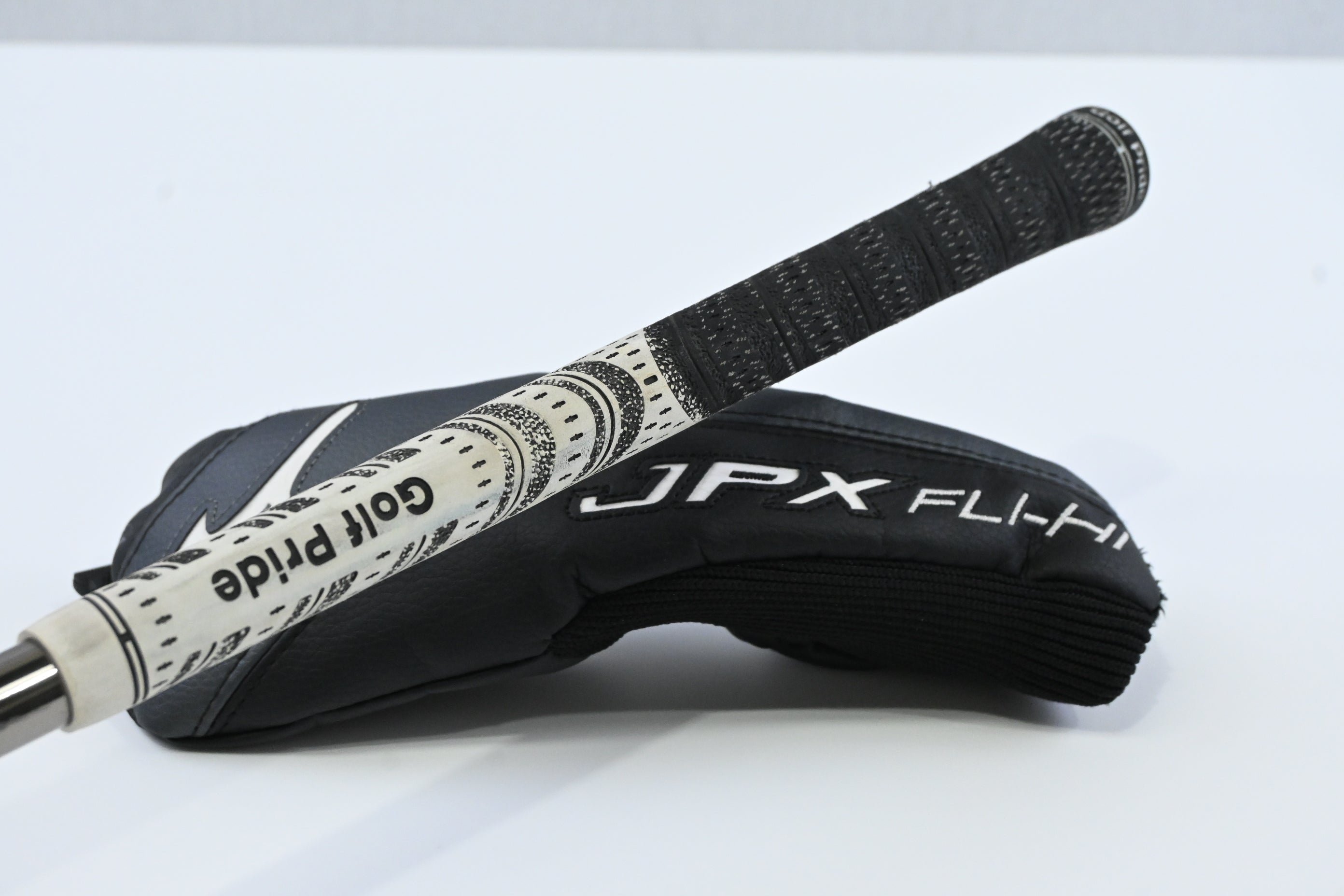 Mizuno JPX 921 Fli-Hi #5 Hybrid / 22.5 Degree / Regular Flex UST Recoil ESX 64