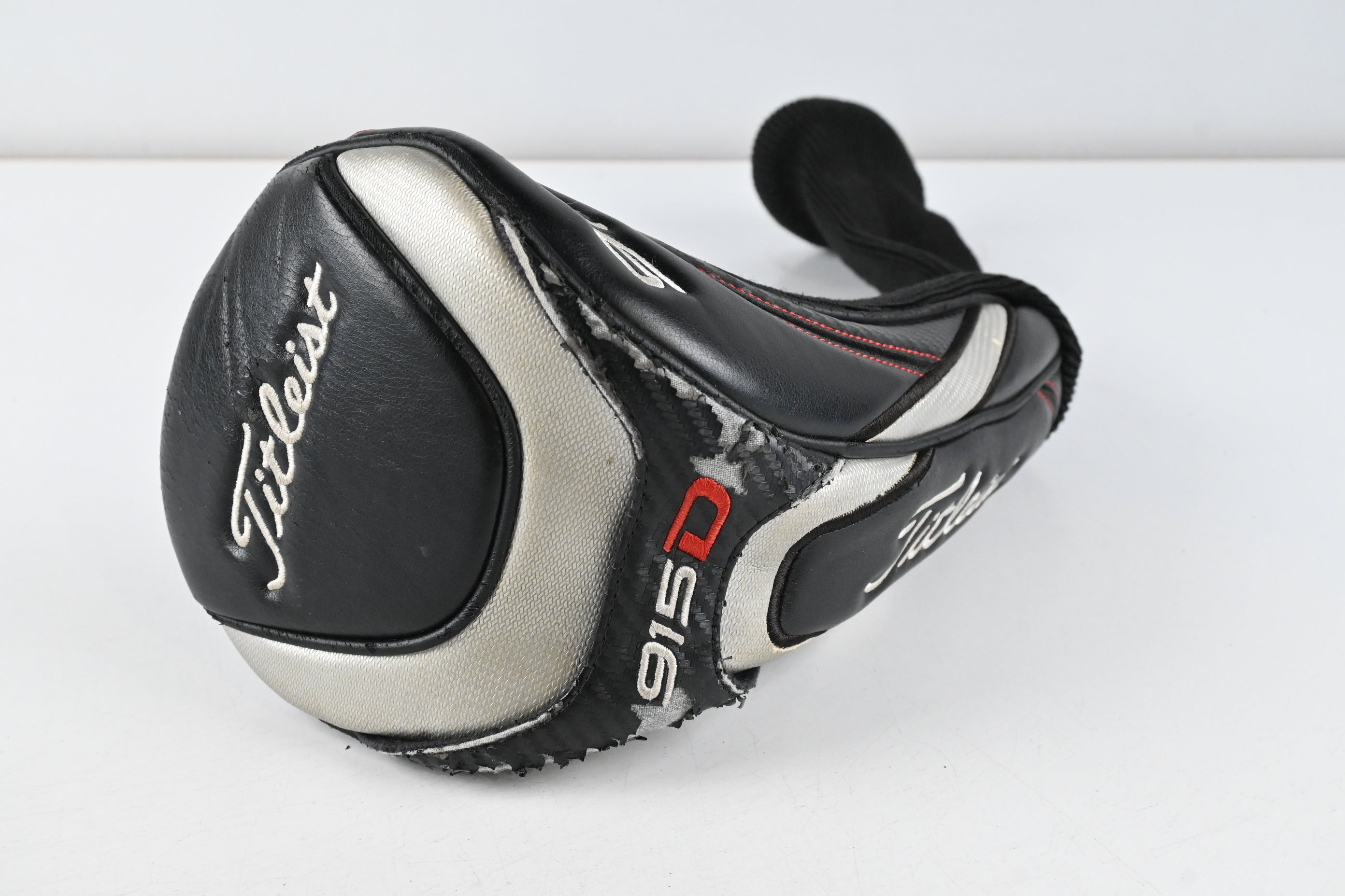 Titleist 915 D2 Driver / 9.5 Degree / Stiff Flex Diamana S+ Blue 60 Shaft