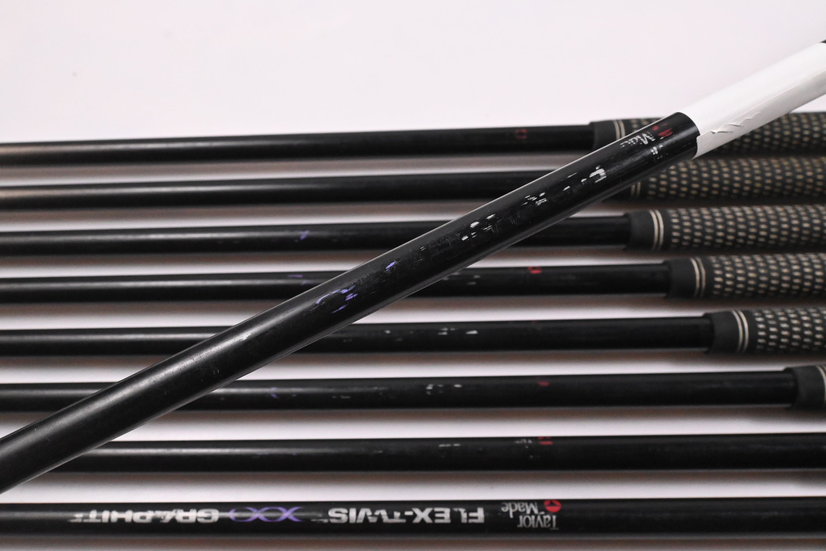 Taylormade ICW 11 Irons / 3-PW+SW / Regular Flex Taylormade Shafts