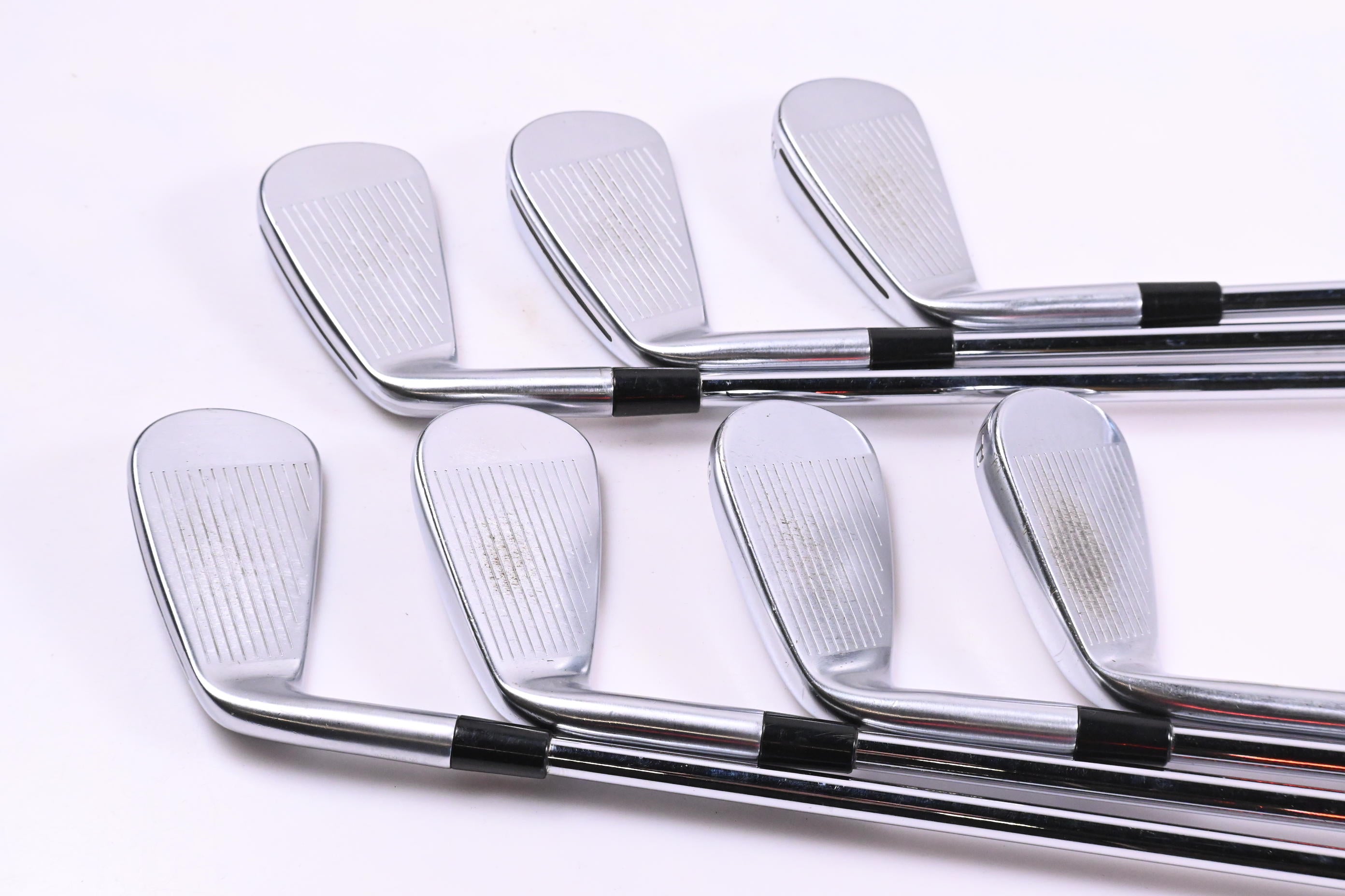 Taylormade P790 2019 Irons / 4-PW / Regular Flex N.S.Pro Modus3 Tour 105 Shafts