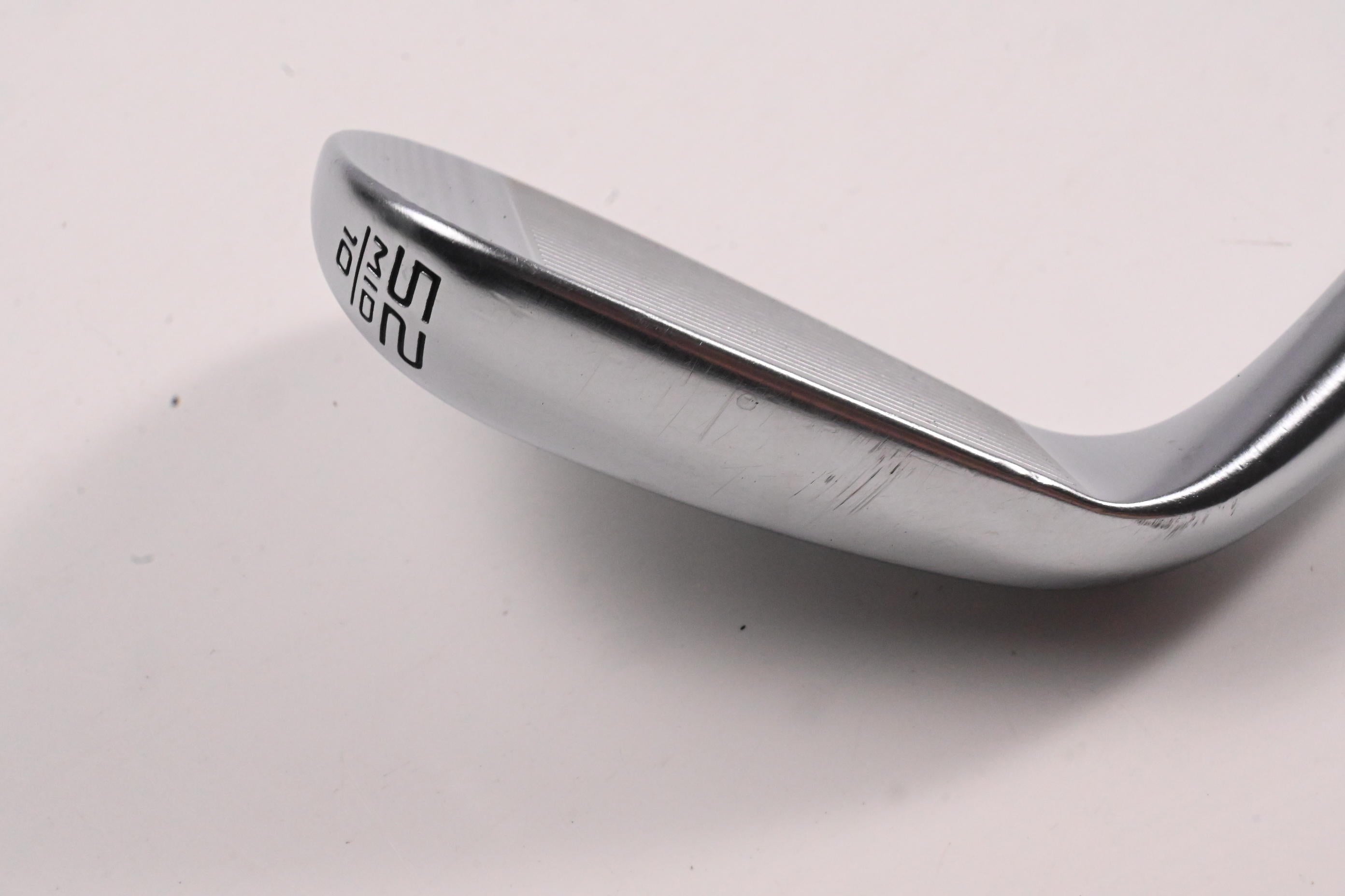 Cleveland RTX 6 Zipcore Gap Wedge / 52 Degree / Wedge Flex Dynamic Gold Spinner