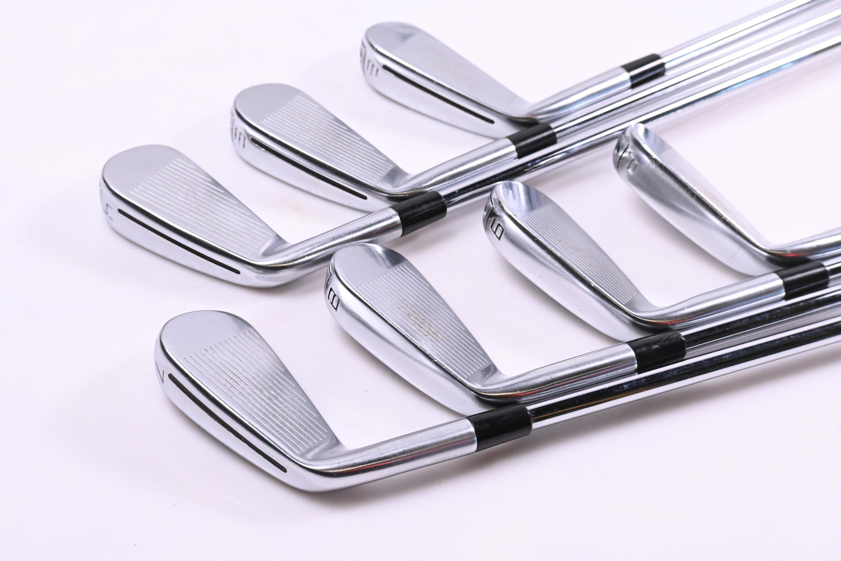 Taylormade P790 2019 Irons / 4-PW / Regular Flex N.S.Pro Modus3 Tour 105 Shafts
