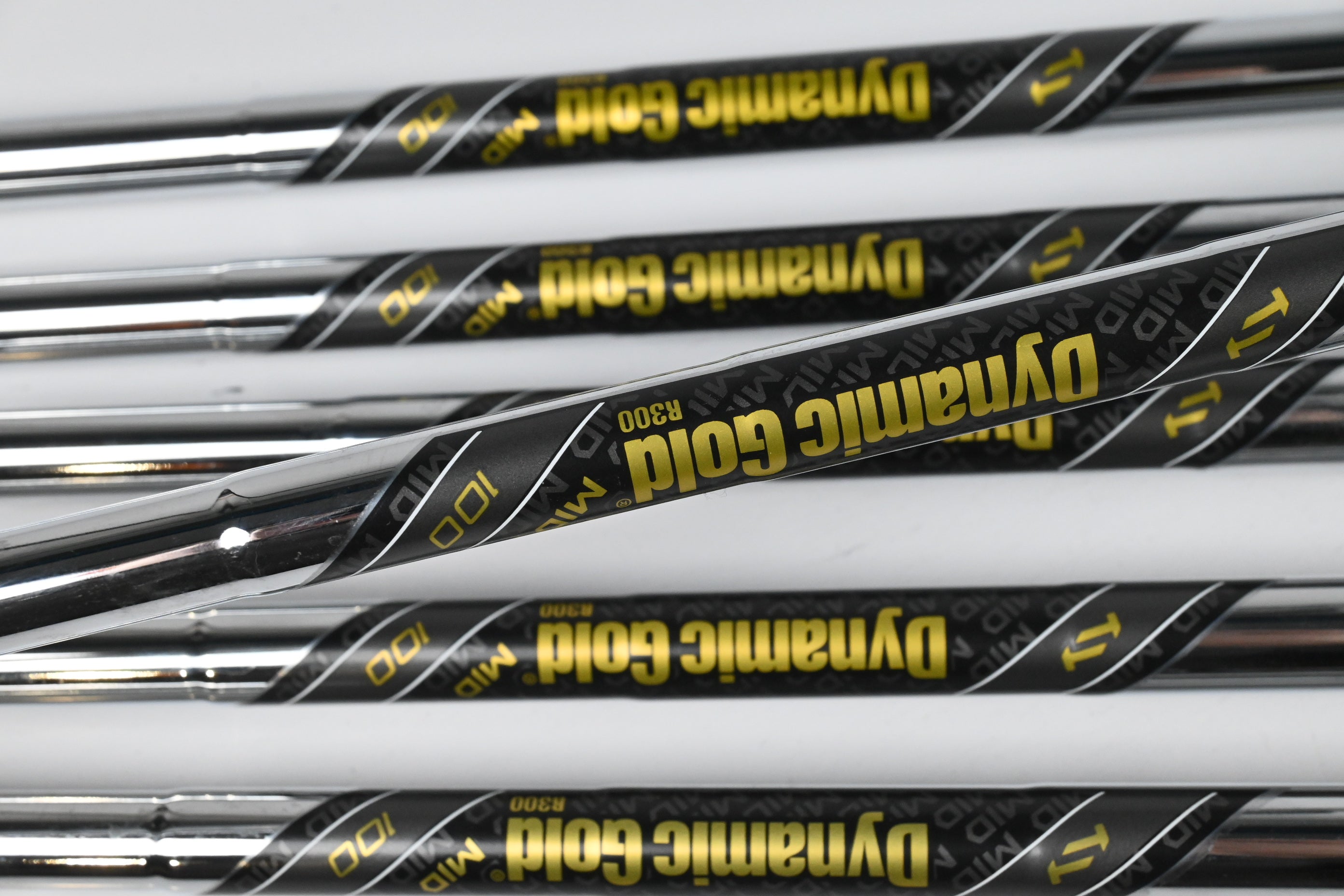 Srixon ZXi5 Irons / 5-PW / Regular Flex Dynamic Gold R300 Shafts