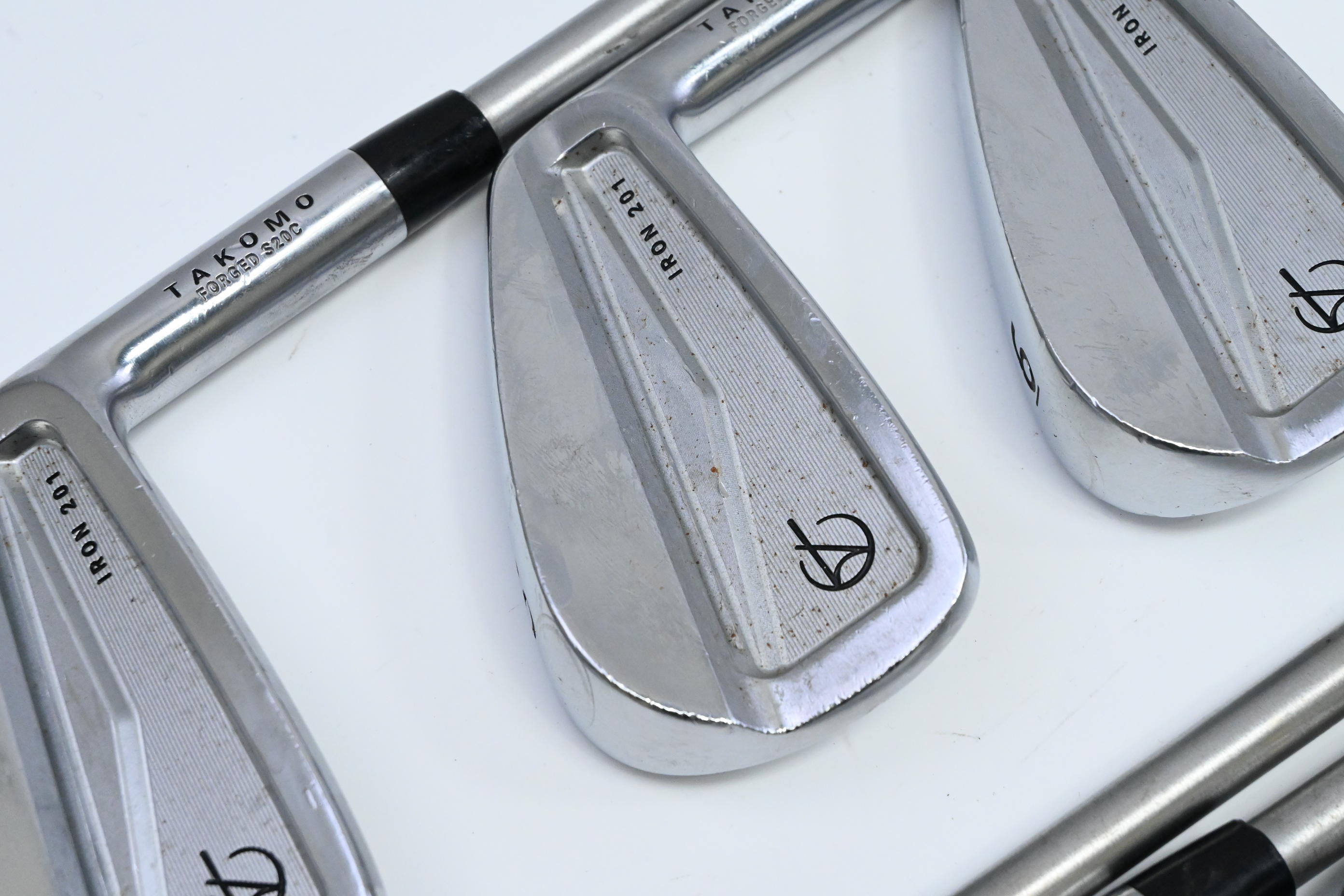 Takomo 201 Irons / 4-PW / Regular Flex KBS C-Taper Lite 105 Shafts