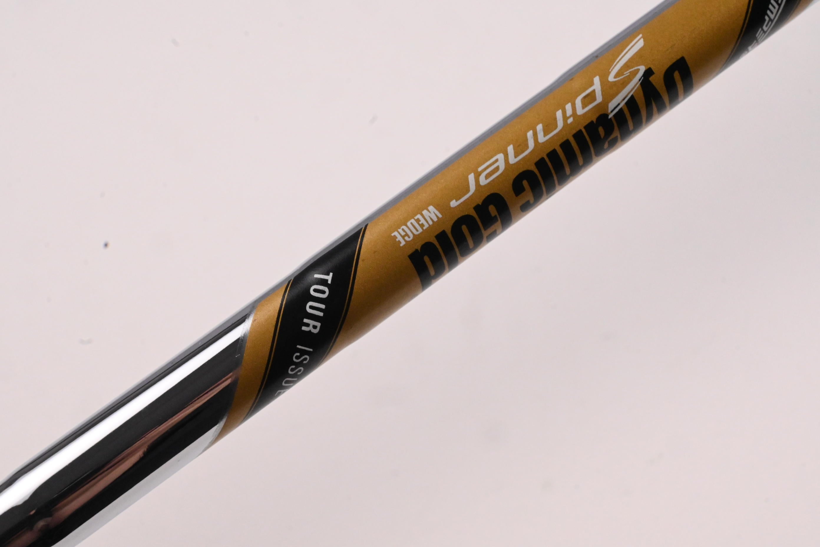 Cleveland RTX 6 Zipcore Gap Wedge / 52 Degree / Wedge Flex Dynamic Gold Spinner