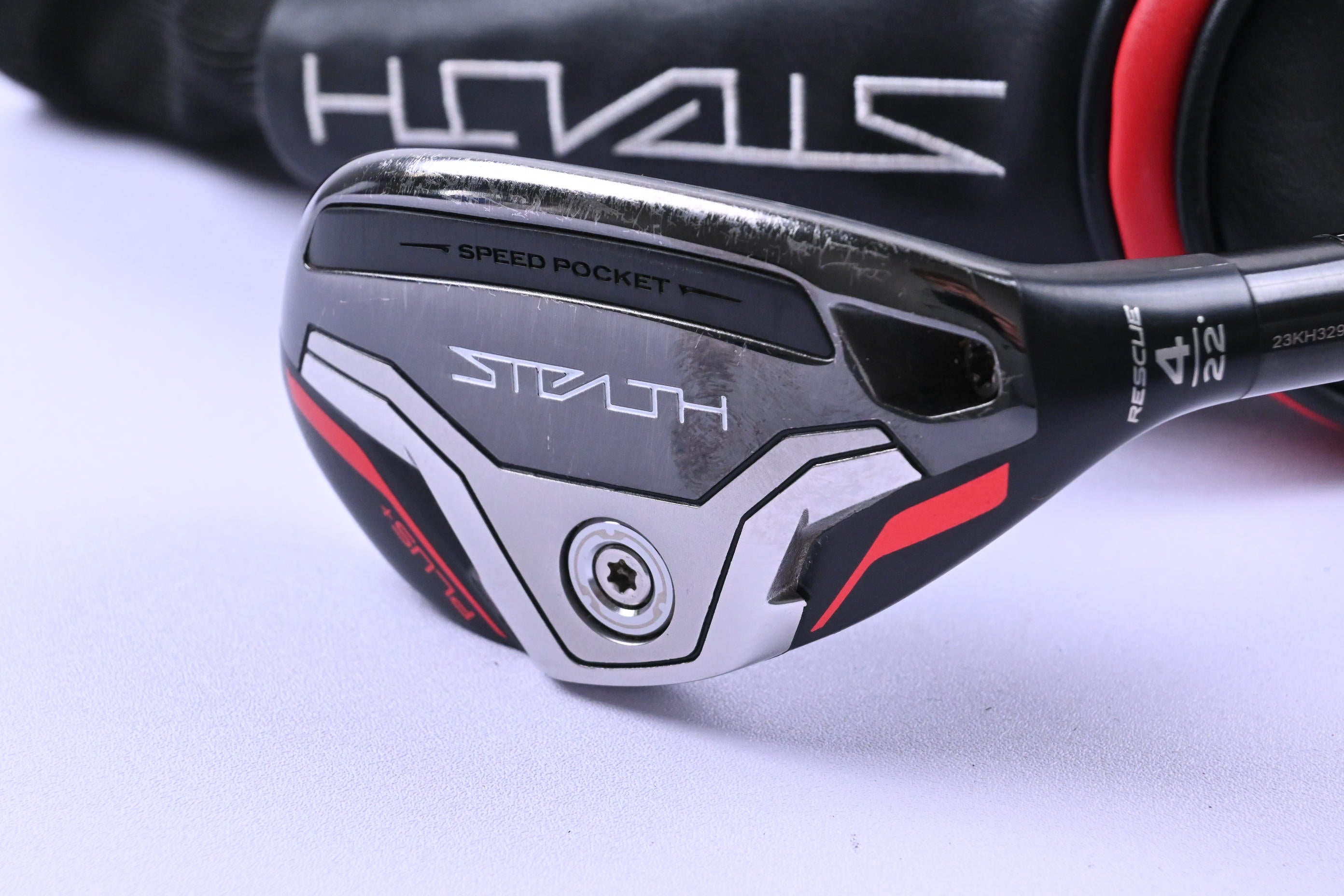 Taylormade Stealth Plus #4 Hybrid / 22 Degree / Regular Flex Kai'Li Red 75
