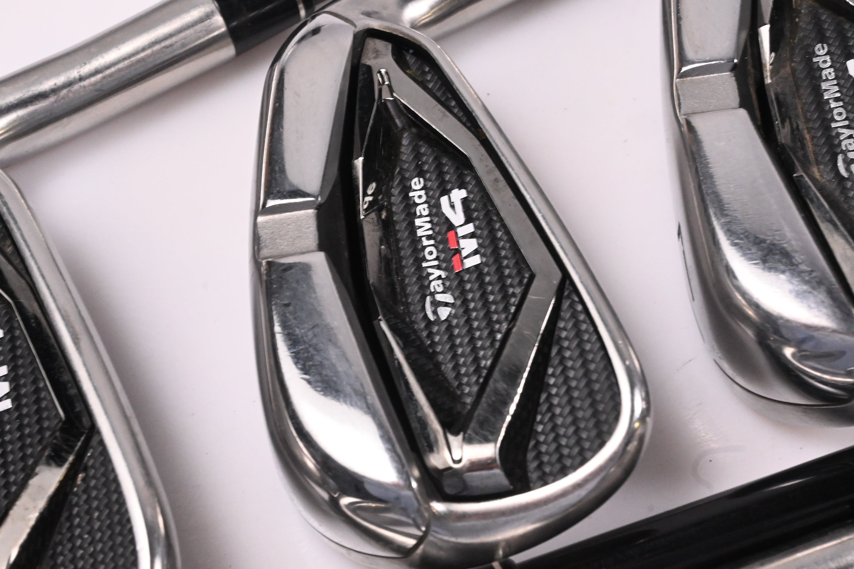 Taylormade M4 Irons / 5-PW+SW / Regular Flex Fujikura Atmos Red 6 Shafts