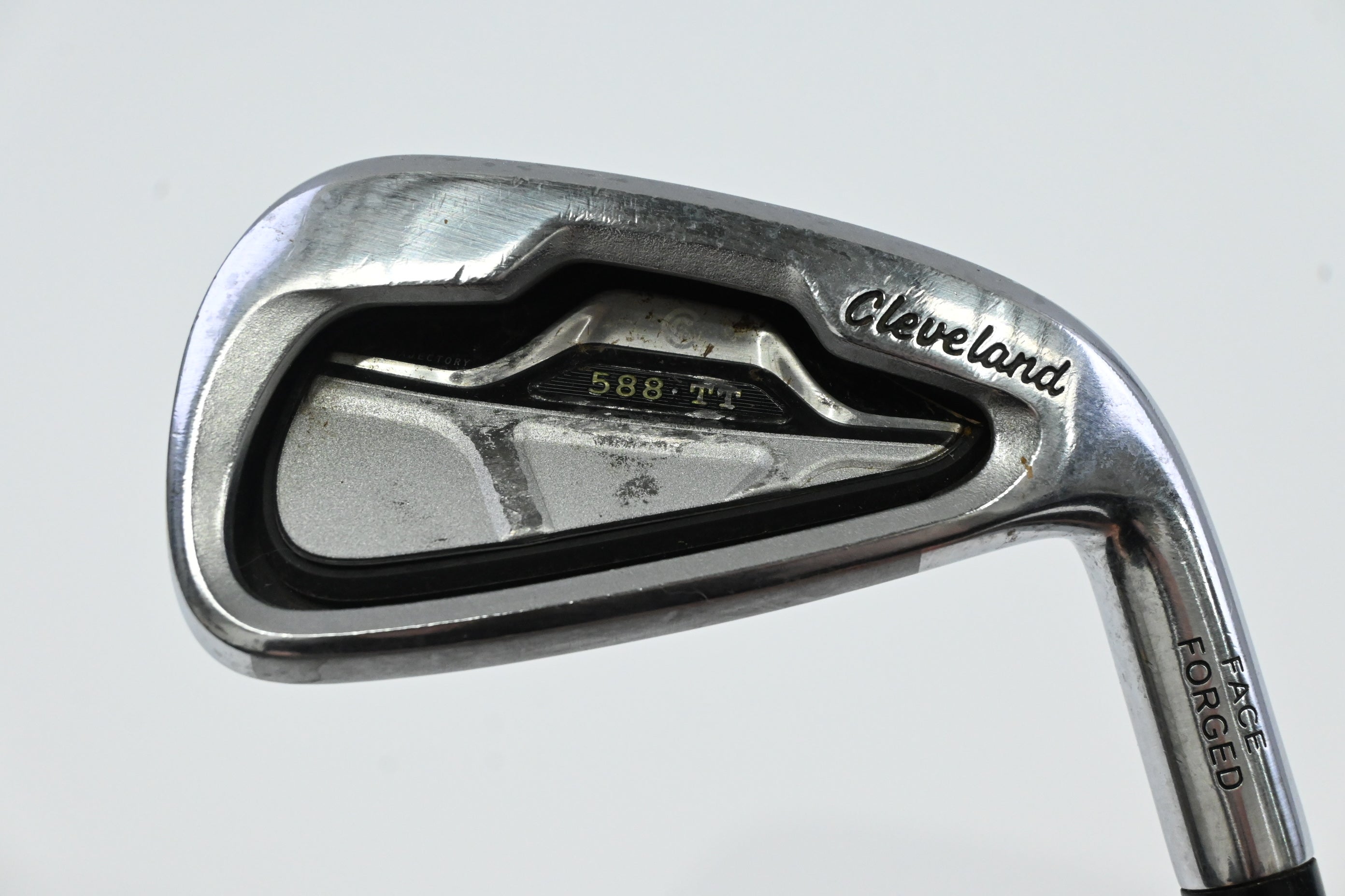 Cleveland 588 TT #7 Iron / Regular Flex Cleveland Traction 85 Shaft