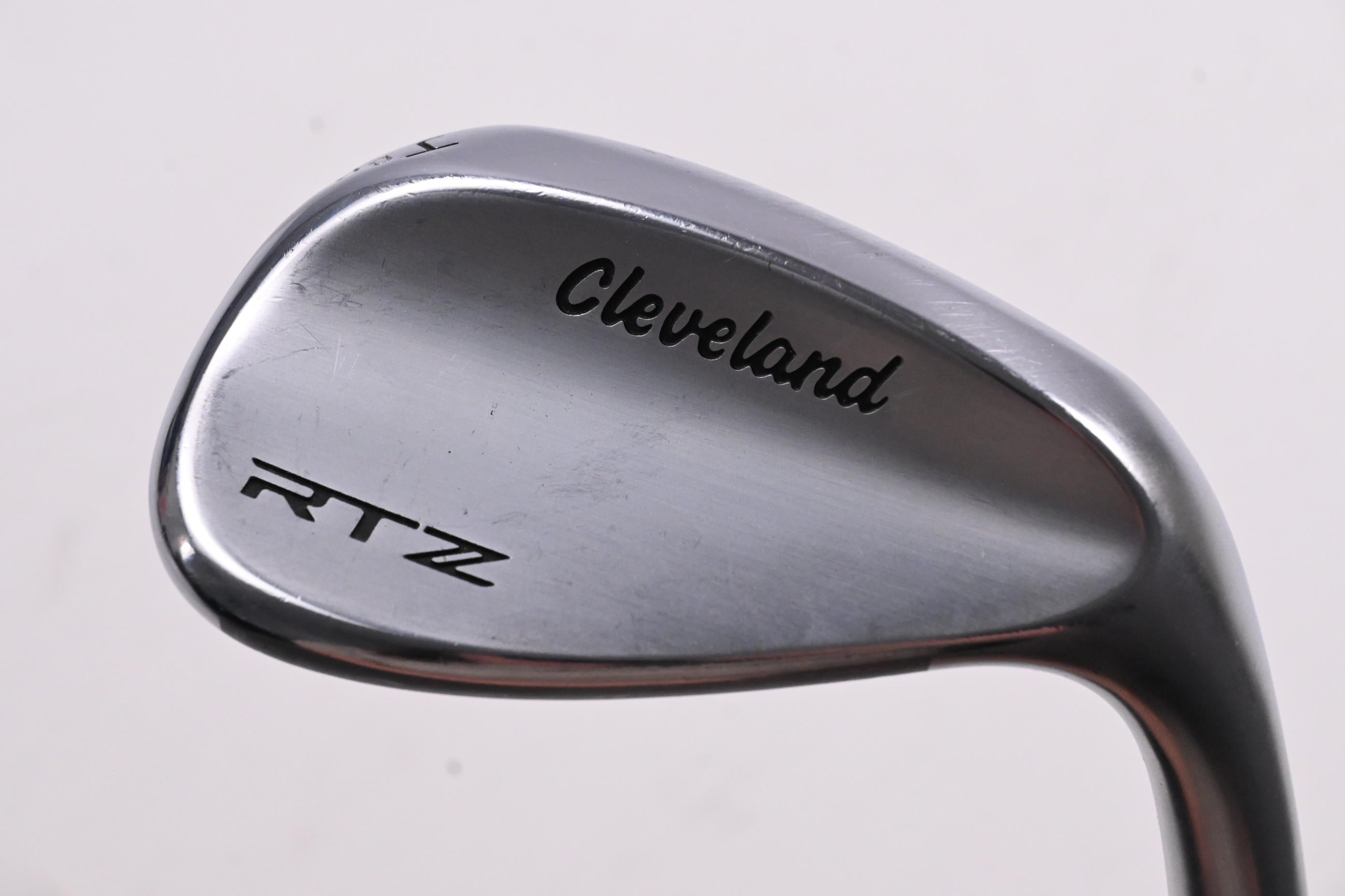 Cleveland RTZ Sand Wedge / 54 Degree / Wedge Flex Dynamic Gold Spinner Shaft