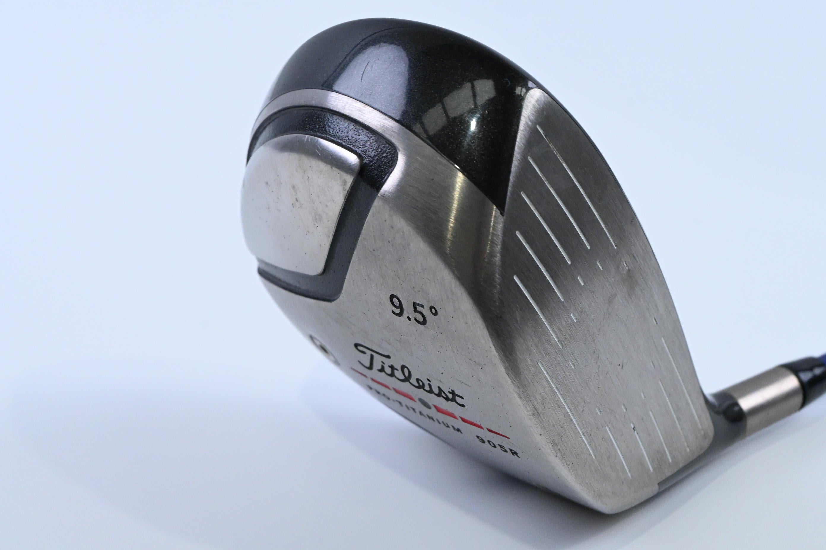 Titleist 905 R Driver / 9.5 Degree / Regular Flex Graphite Design YS-6+ Shaft