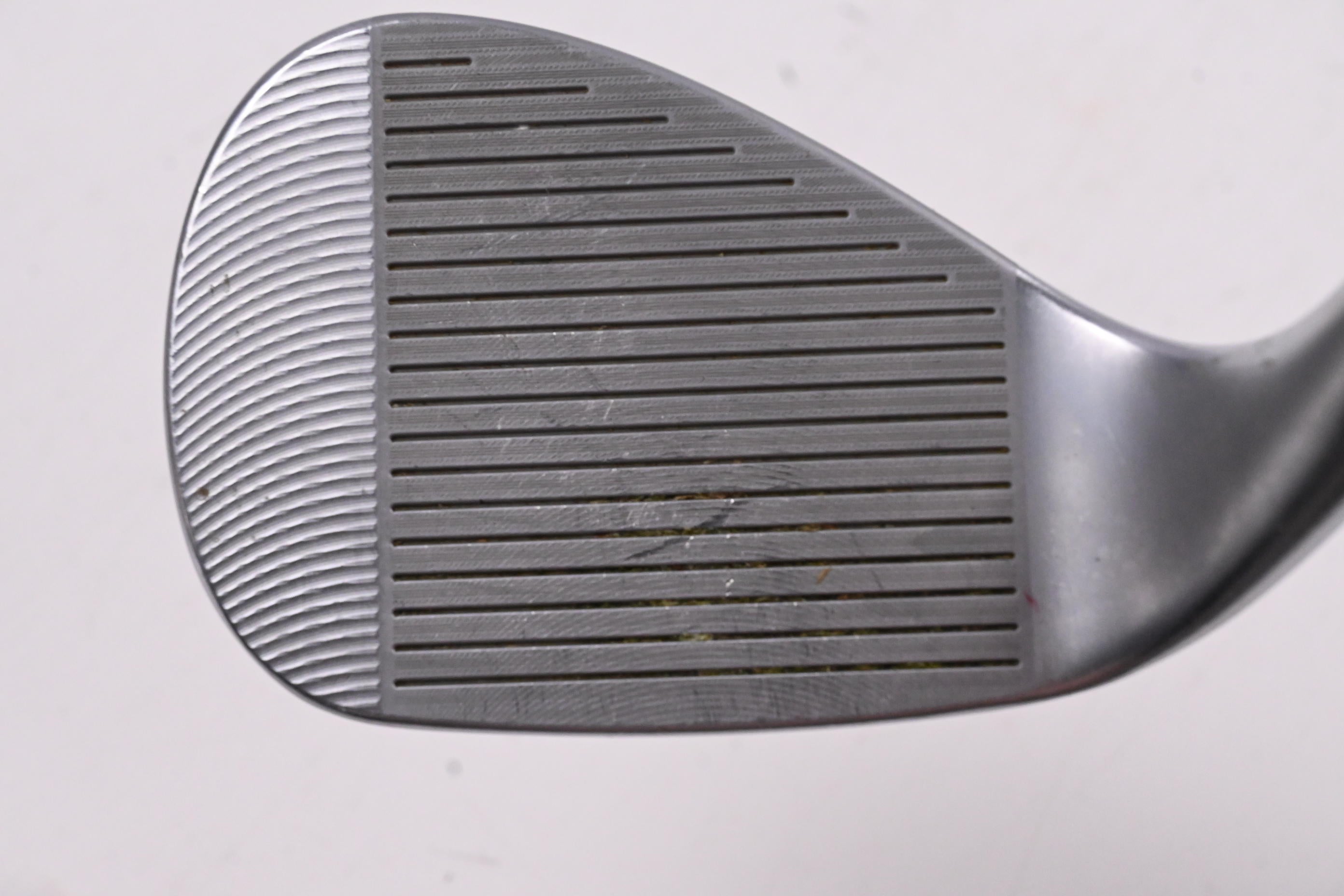 Cleveland RTZ Sand Wedge / 54 Degree / Wedge Flex Dynamic Gold Spinner Shaft