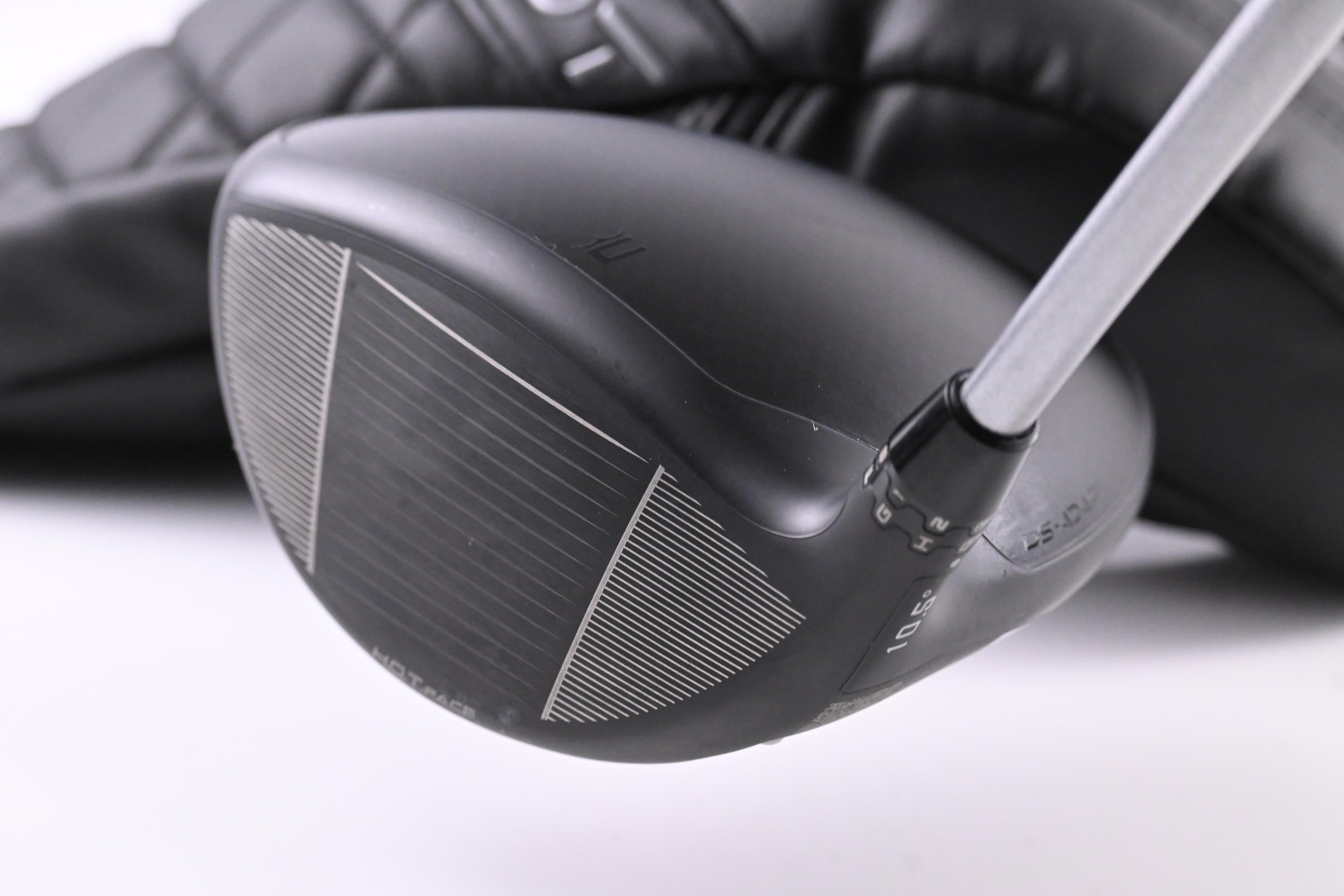 Cobra DS-Adapt MAX-D Driver / 10.5 Degree / Stiff Flex Fujikura Pro 60 Shaft