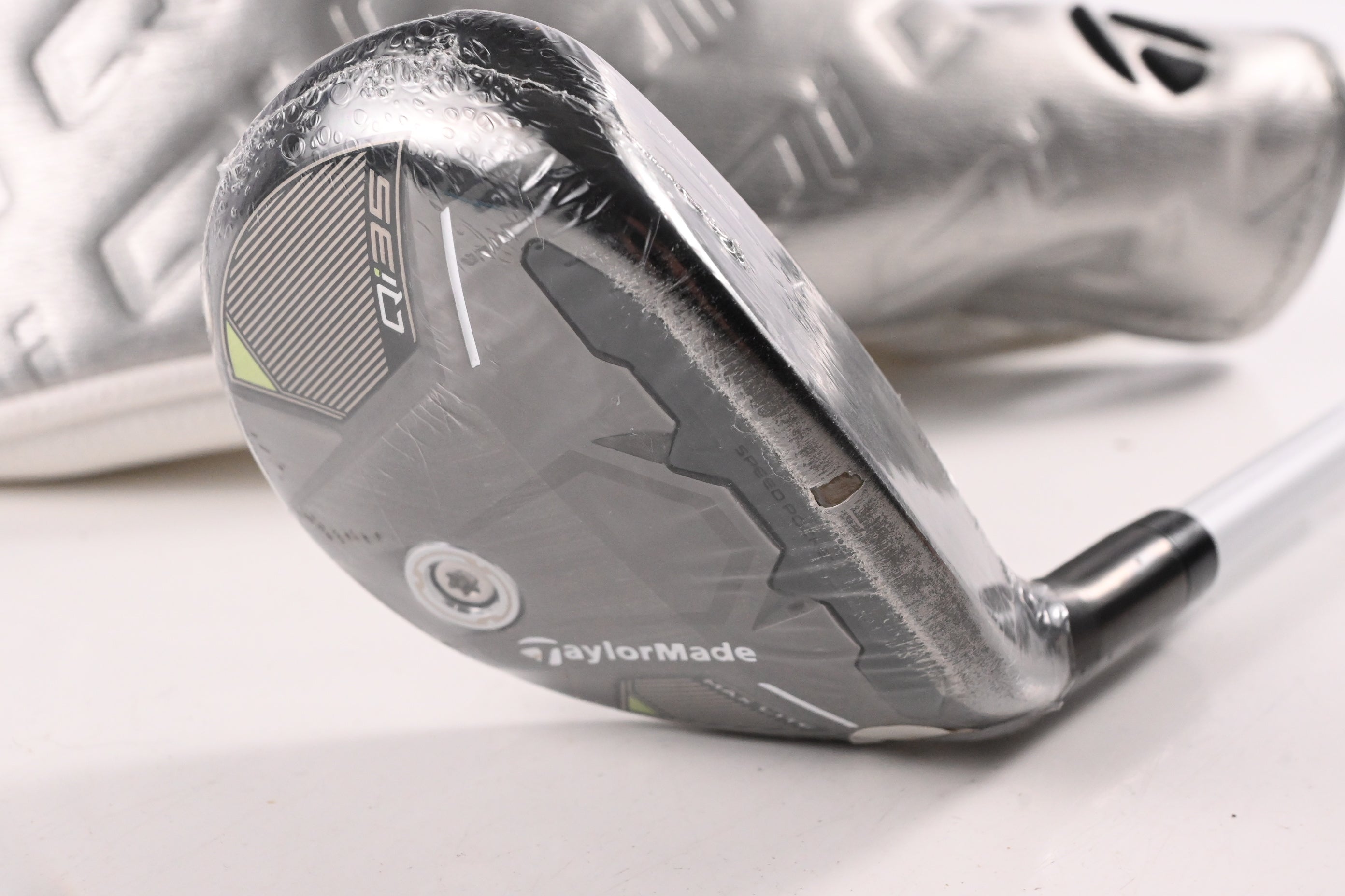 Ladies Taylormade Qi35 Max Lite #5 Hybrid / 27 Degree / Ladies Flex Air Speeder