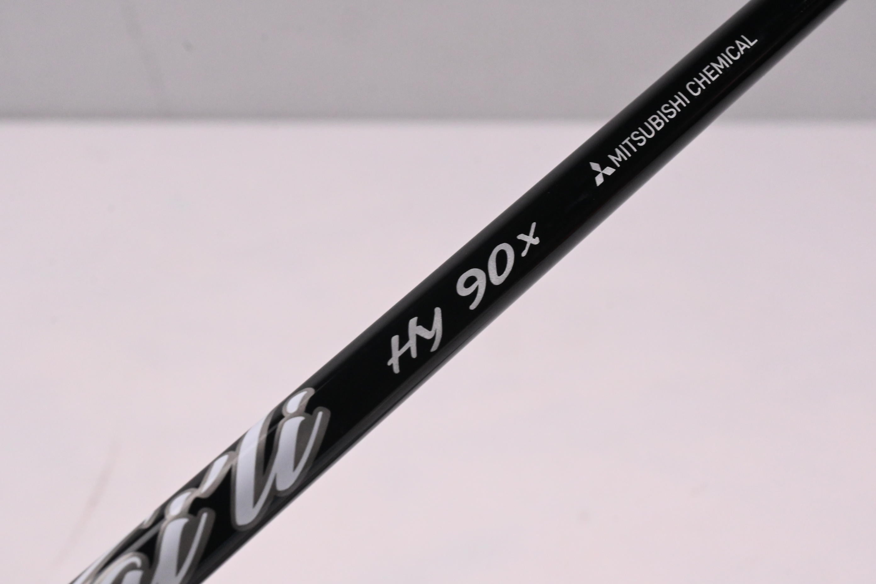 Kai'li White 90 #4 Hybrid Shaft / X-Flex / Taylormade 2nd Gen