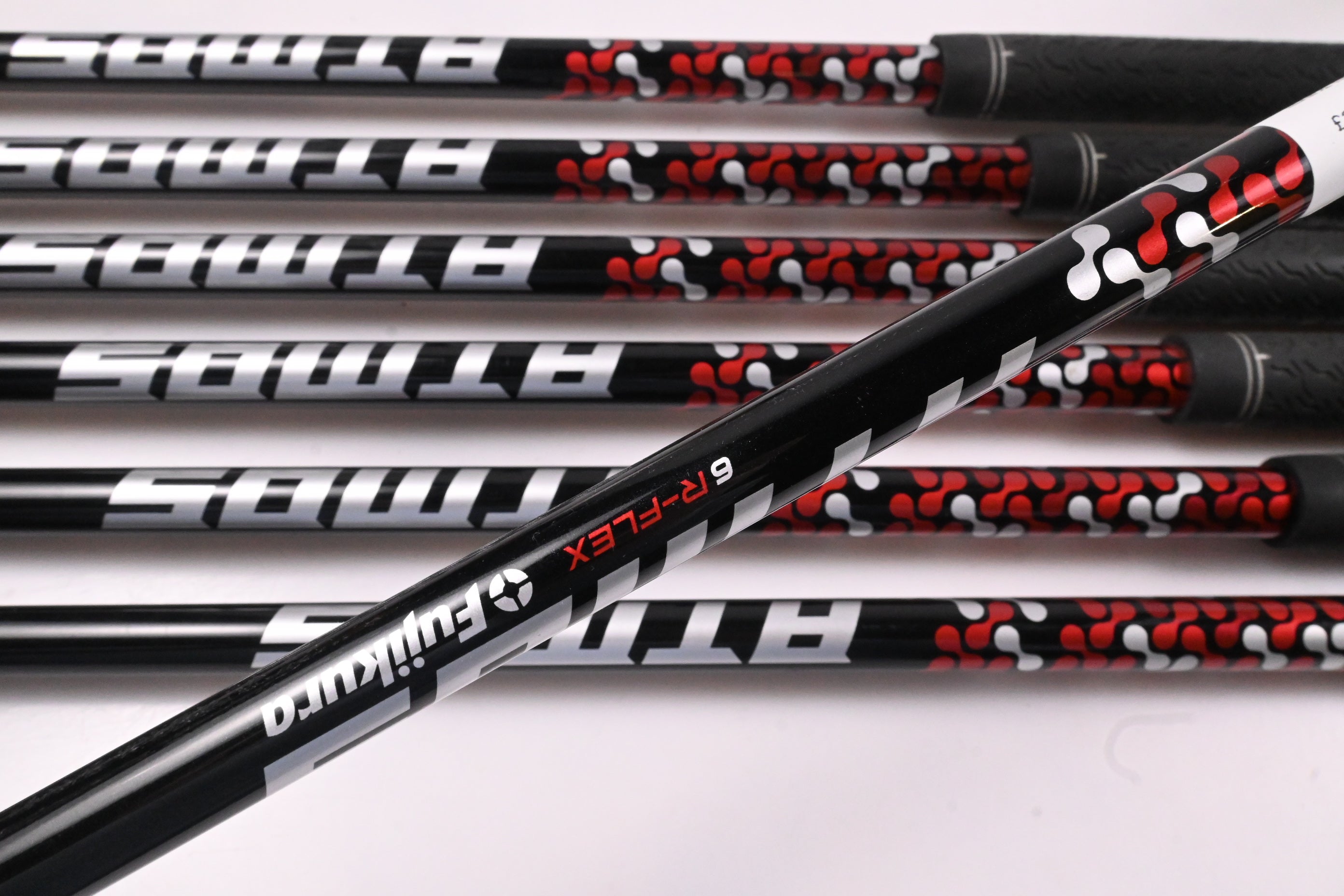 Taylormade M4 Irons / 5-PW+SW / Regular Flex Fujikura Atmos Red 6 Shafts