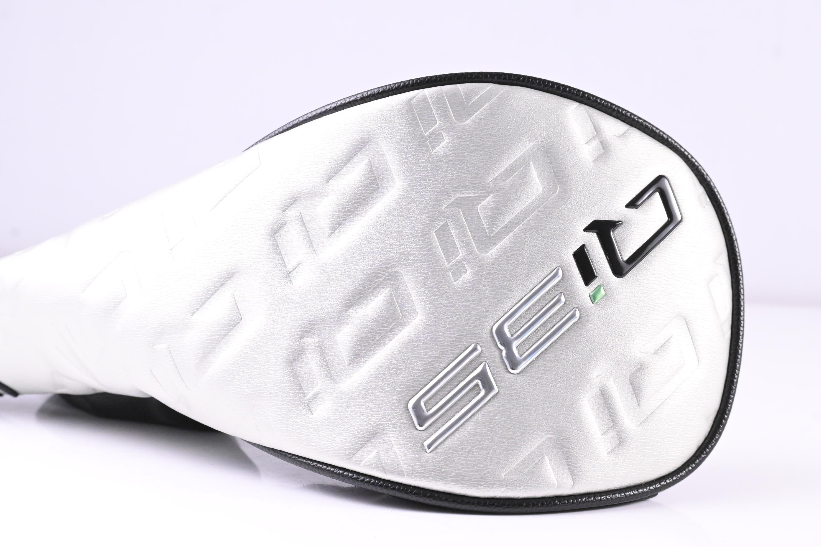 Taylormade Qi35 Driver / 10.5 Degree / Regular Flex Cypher 2.0 50 Shaft
