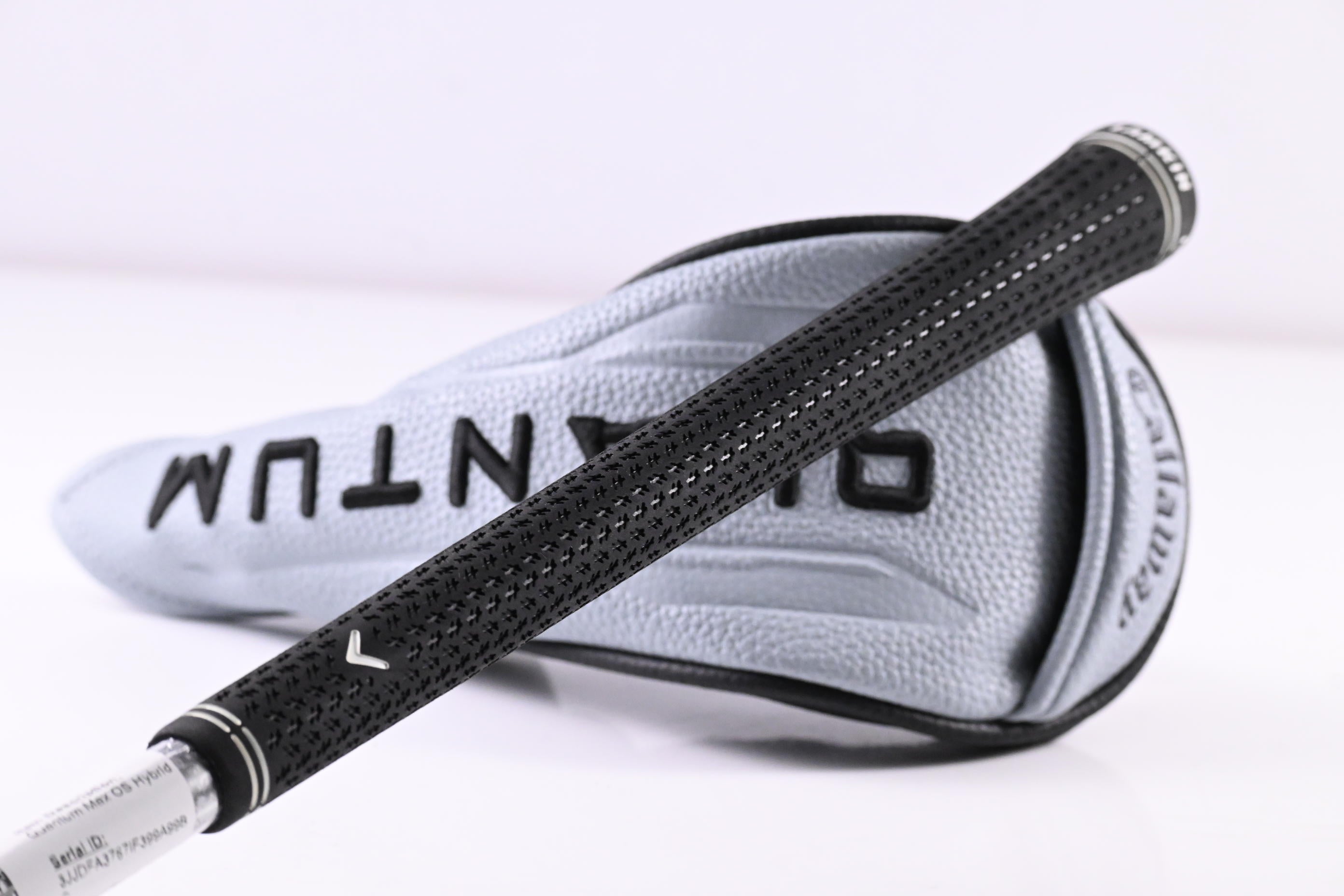 Callaway Quantum Max OS #4 Hybrid / 20 Degree / Regular Flex Denali Frost Silver 60