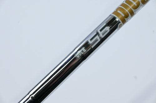 Mizuno JPX 925 Hot Metal HL #4 Iron / 22 Degree / Regular Flex Dynamic Gold 95