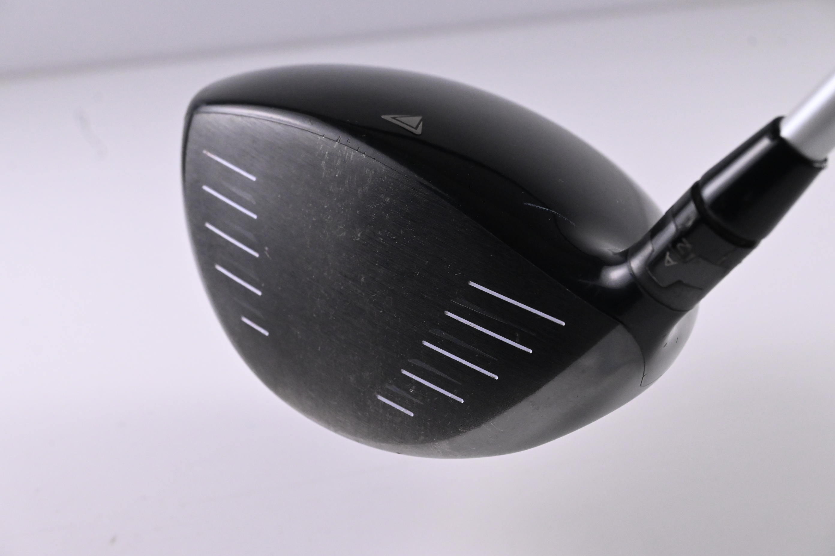 Titleist 915 D3 Driver / 9.5 Degree / Stiff Flex Aldila Rogue 60 Shaft