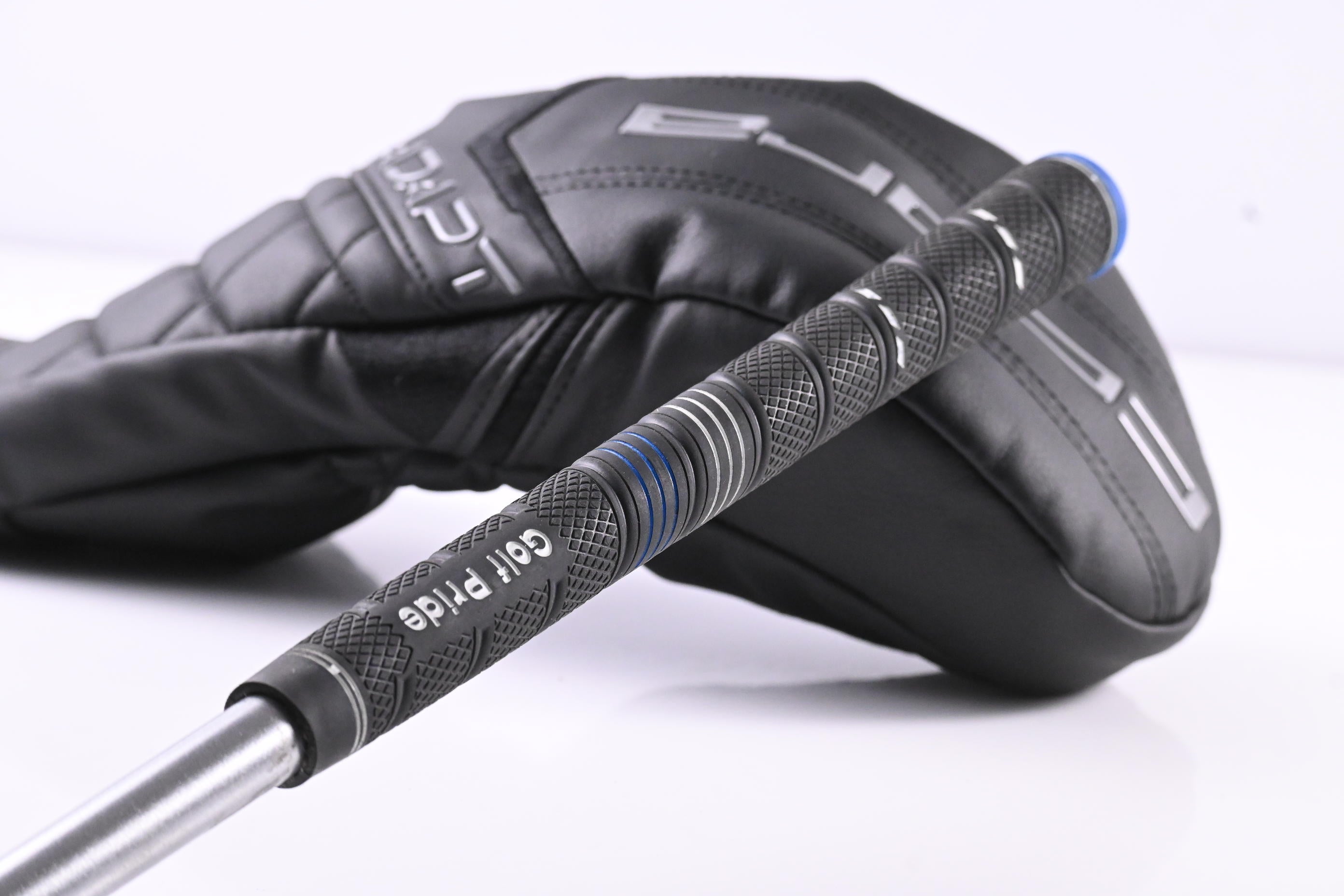 Cobra DS-Adapt MAX-D Driver / 10.5 Degree / Stiff Flex Fujikura Pro 60 Shaft