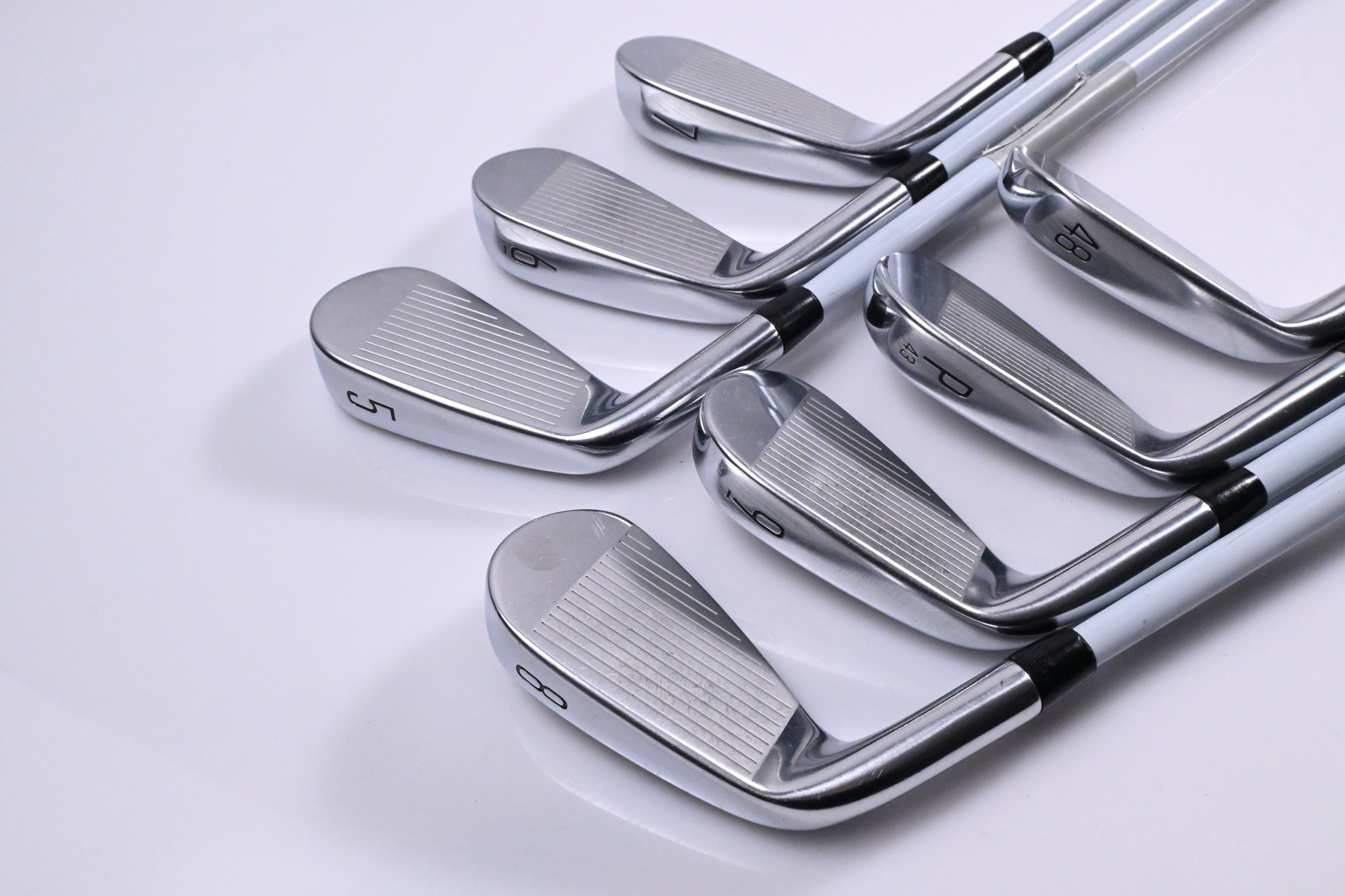 Ladies Titleist T350 Irons / 5-PW+48° / Ladies Flex Tensei AV Red AM(2) Shafts