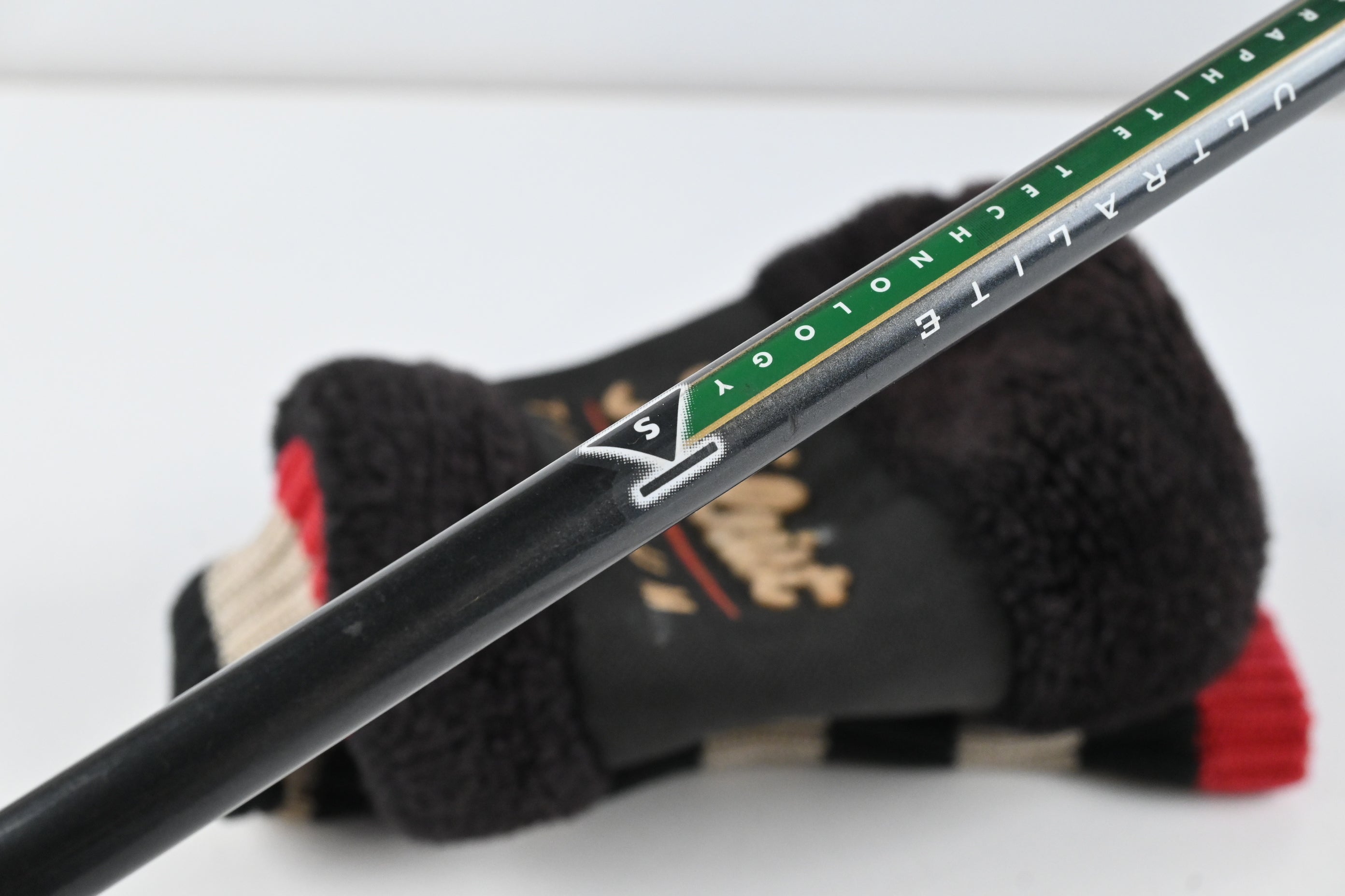 Titleist 975 D Driver / 7.5 Degree / Stiff Flex Titleist Ultralite Shaft