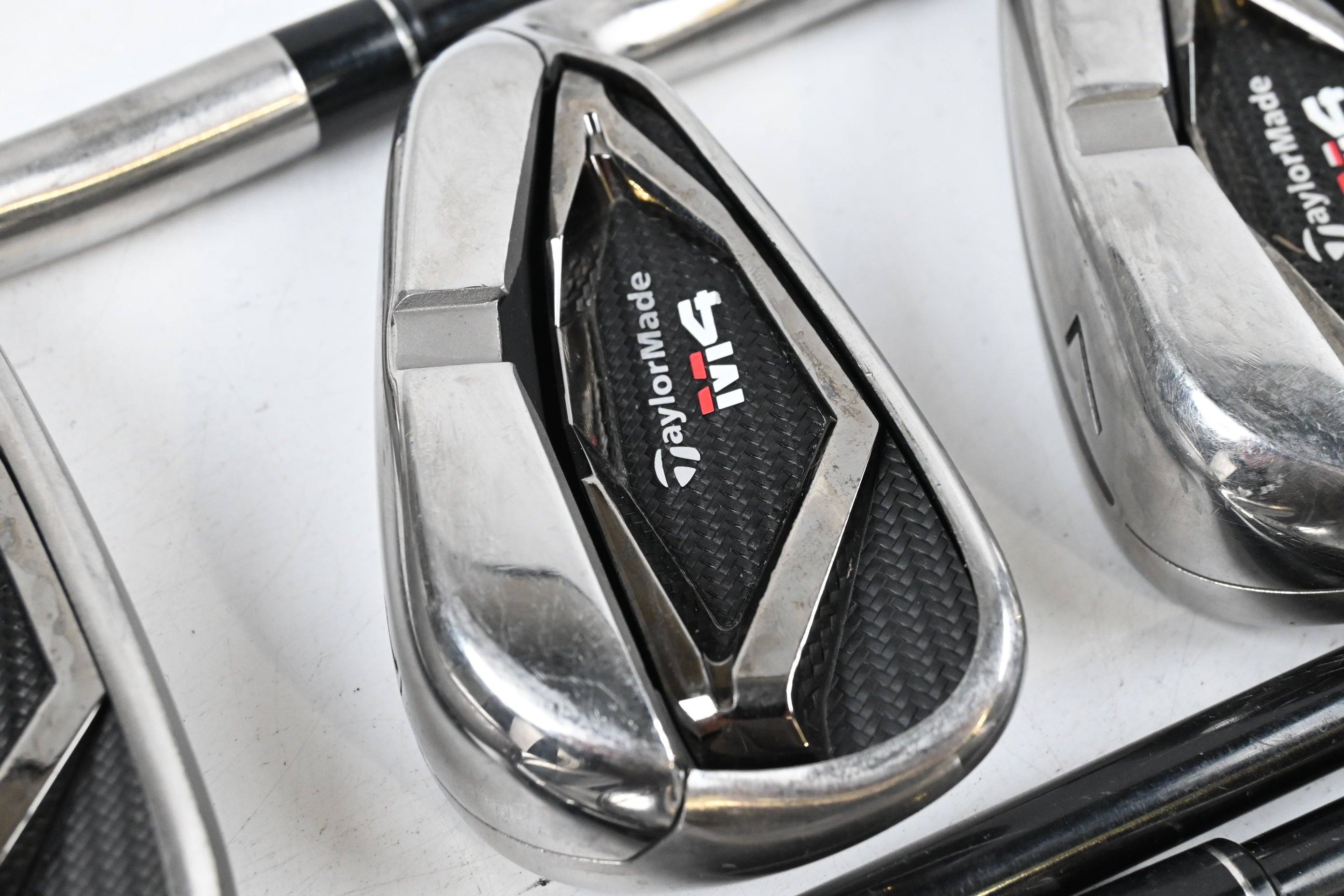 Taylormade M4 Irons / 5-PW+SW / Regular Flex Fujikura Atmos Red 6 Shafts