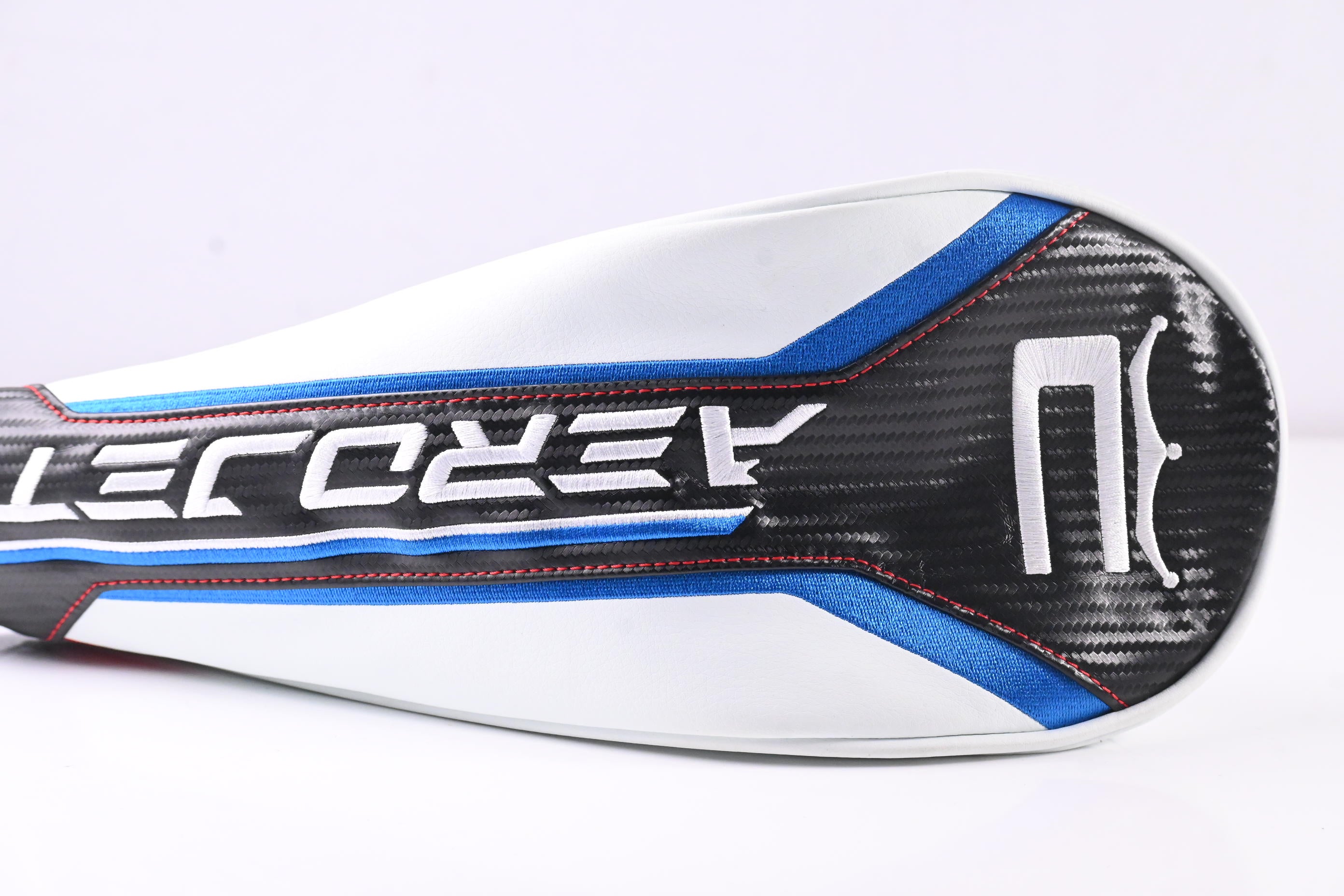 Cobra Aerojet Driver / 10.5 Degree / Senior Flex UST Mamiya Helium 4 Shaft