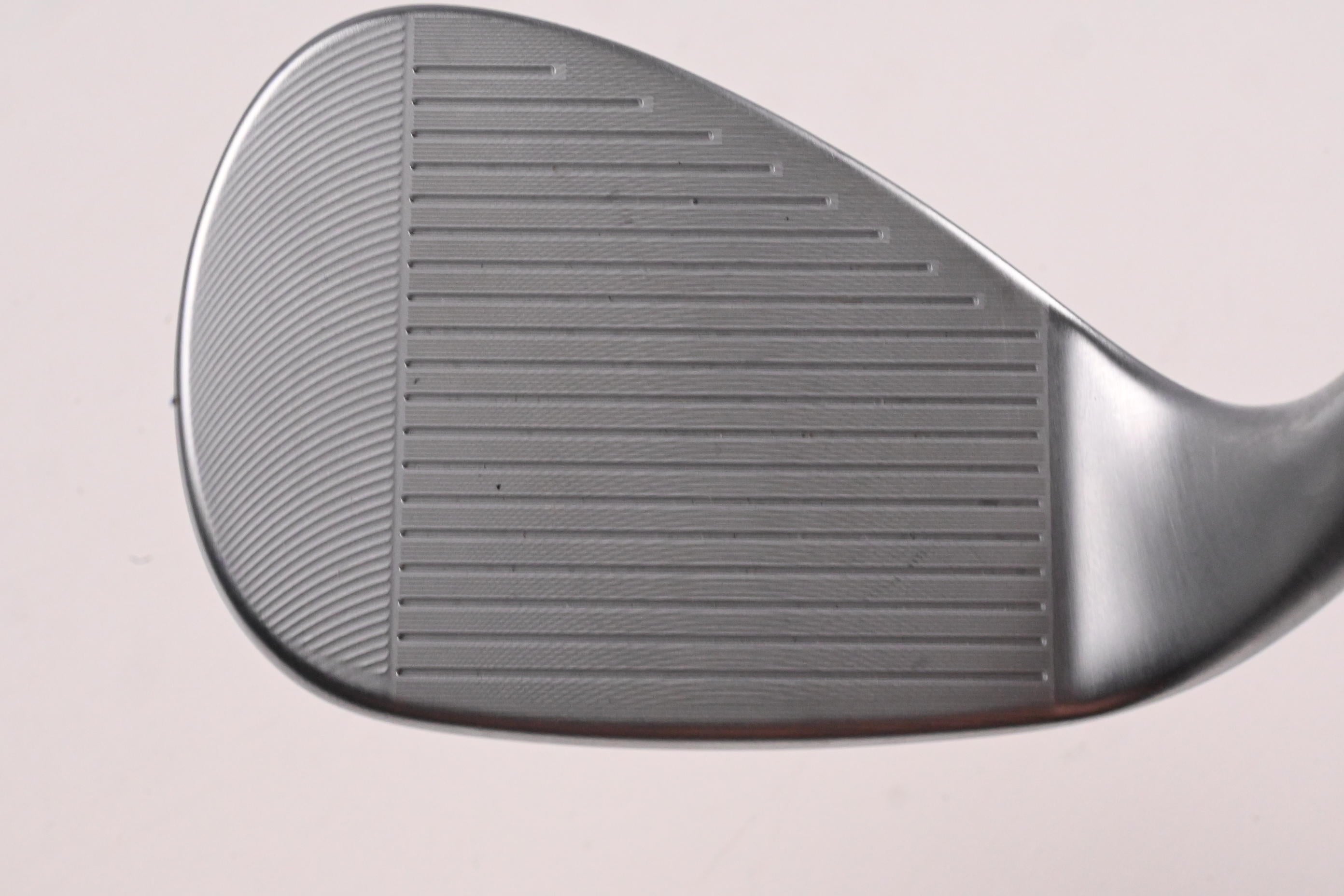 Cleveland CBX Zipcore Sand Wedge / 54 Degree / Wedge Flex Dynamic Gold Spinner